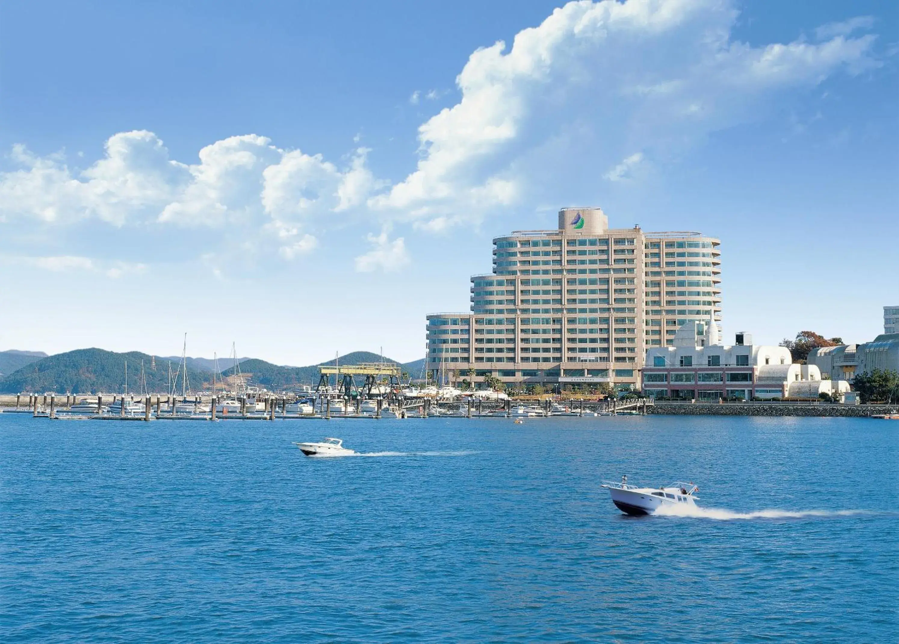 Property building in Kumho Tongyeong Marina Resort Property building in Kumho Tongyeong Marina Resort