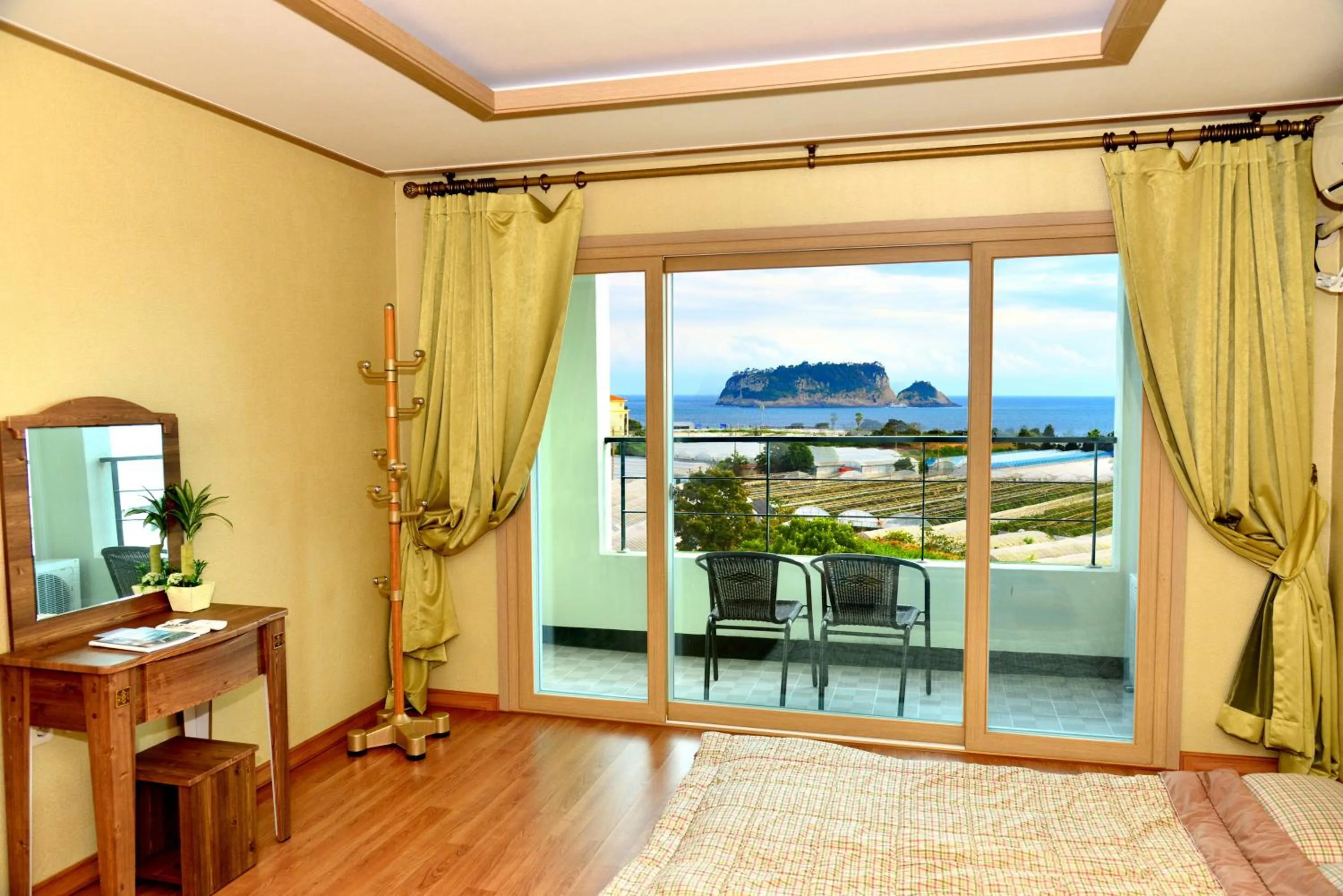 Day in Jeju Bada Wi Olle Pension