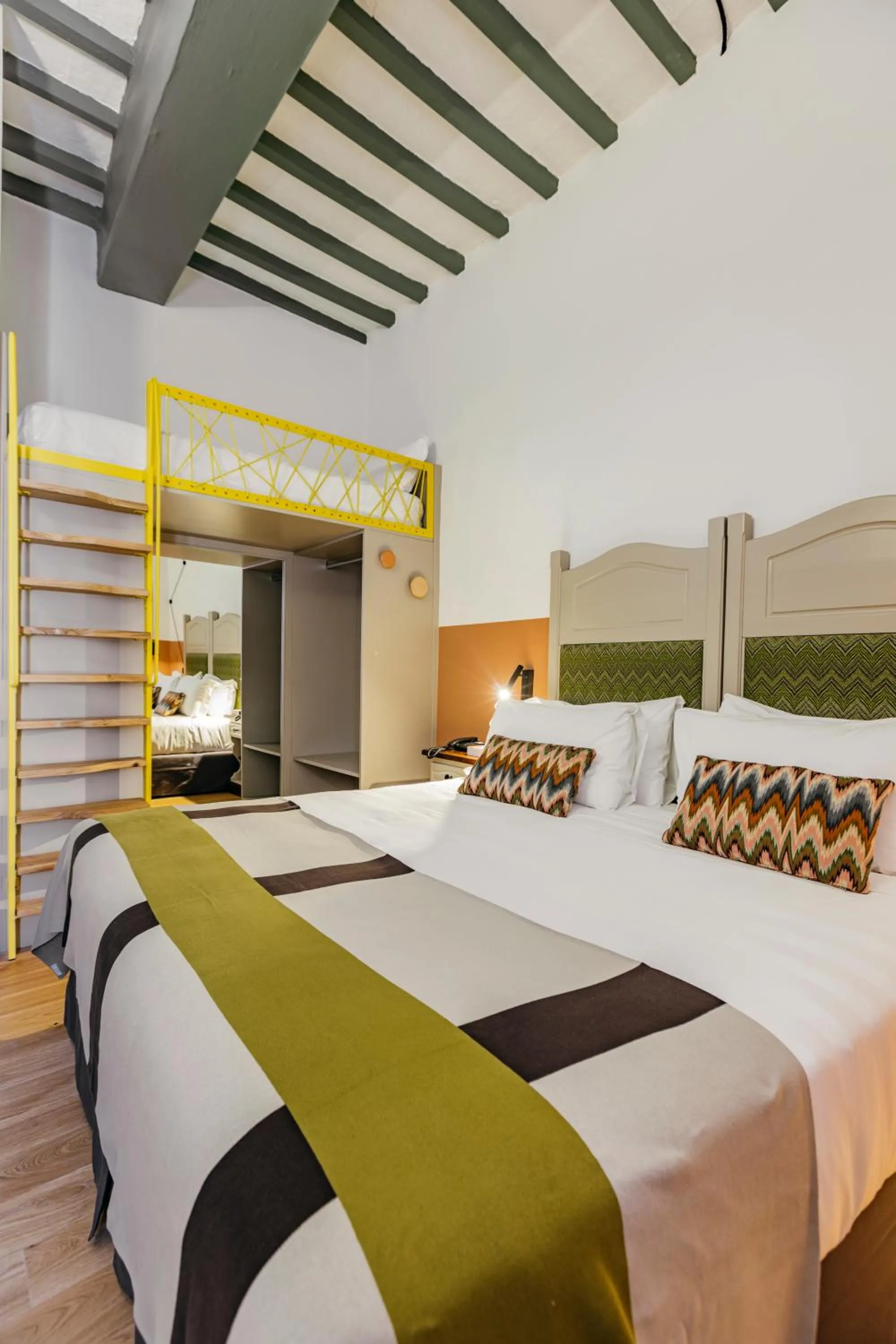 Bed in Hotel Priori Secret Garden