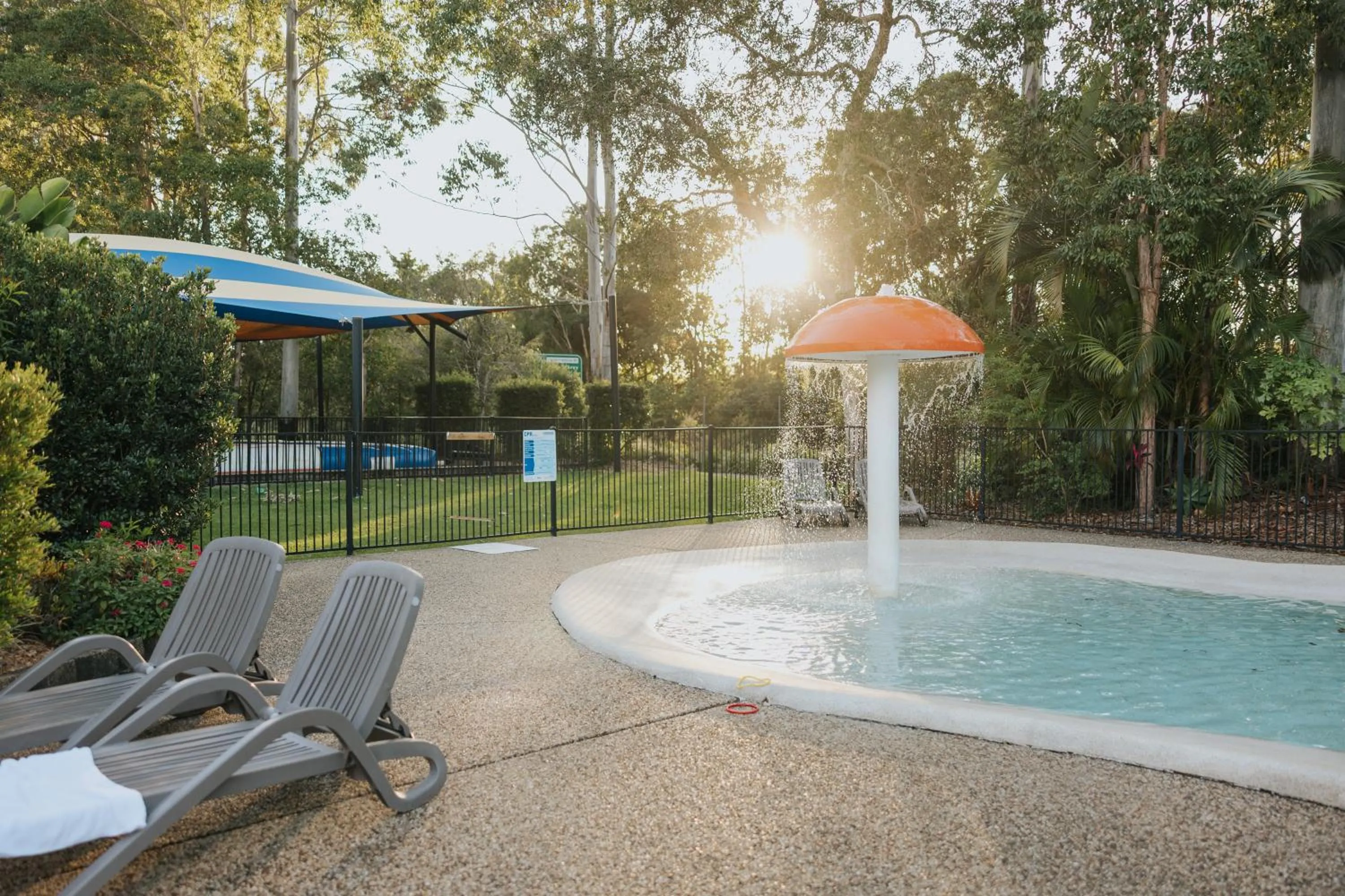 Swimming pool in Ingenia Holidays Noosa