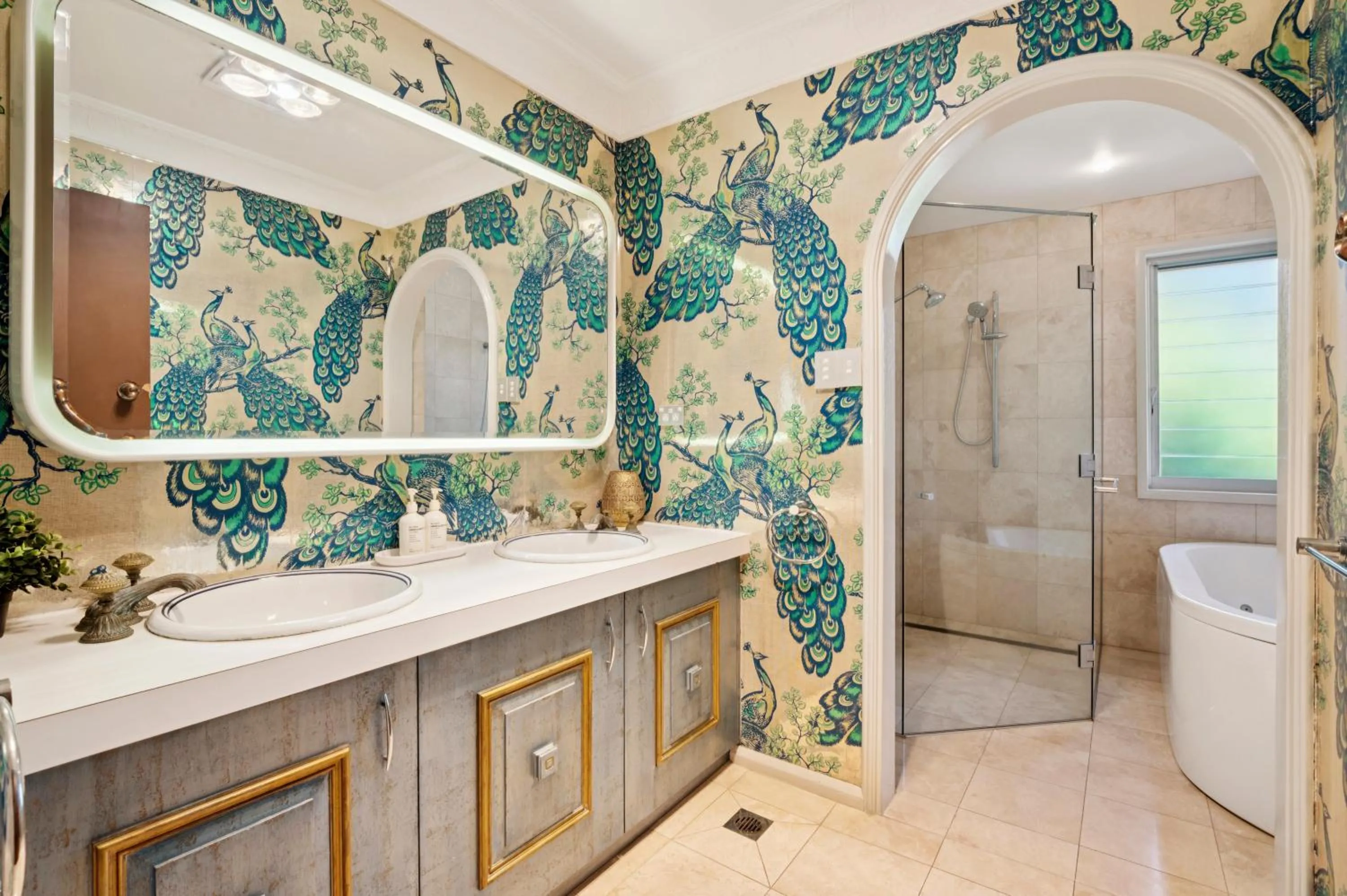 wardrobe in Ingenia Holidays Nambucca Heads