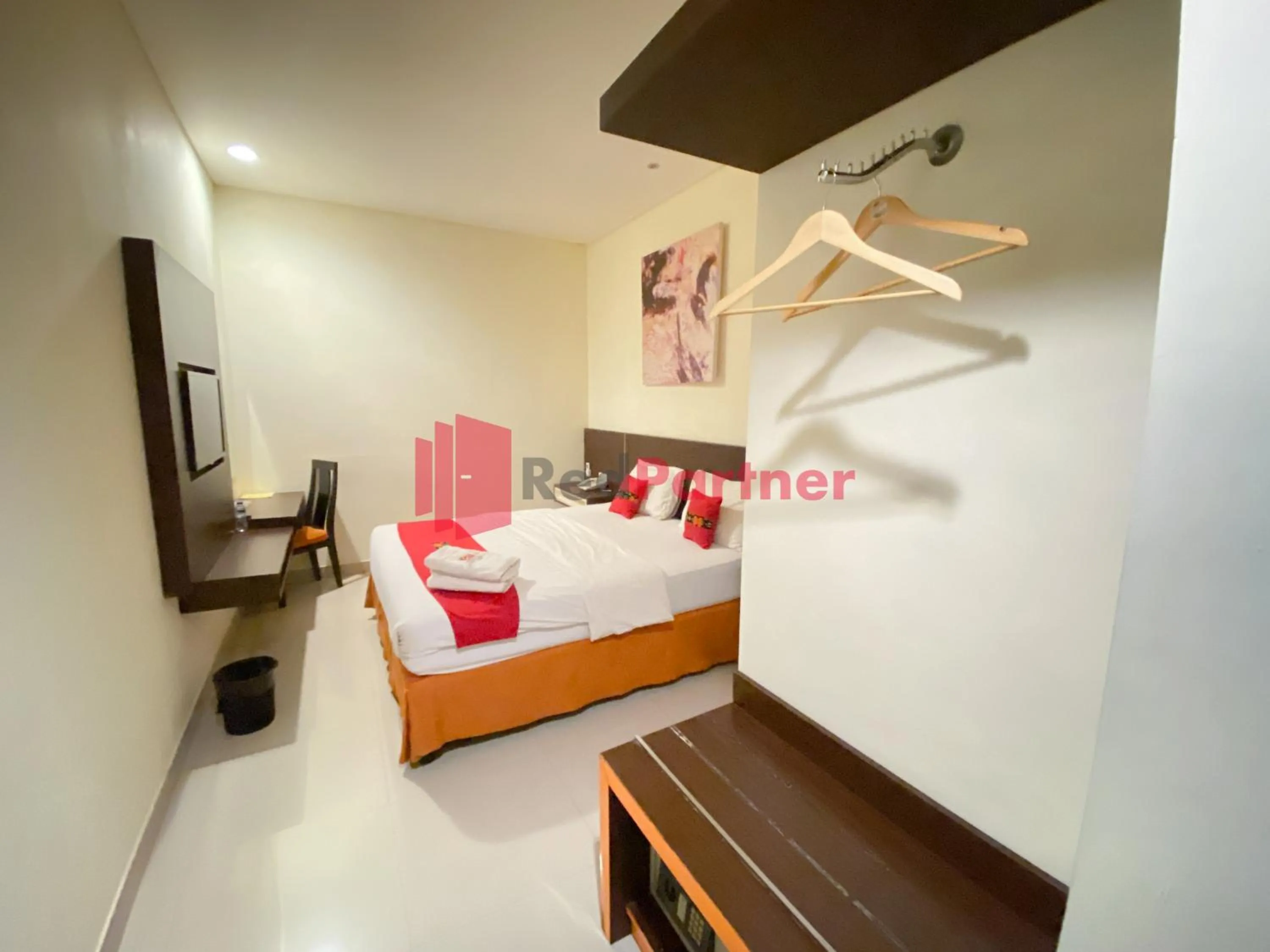 Bedroom in Hotel Alpha Makassar RedPartner
