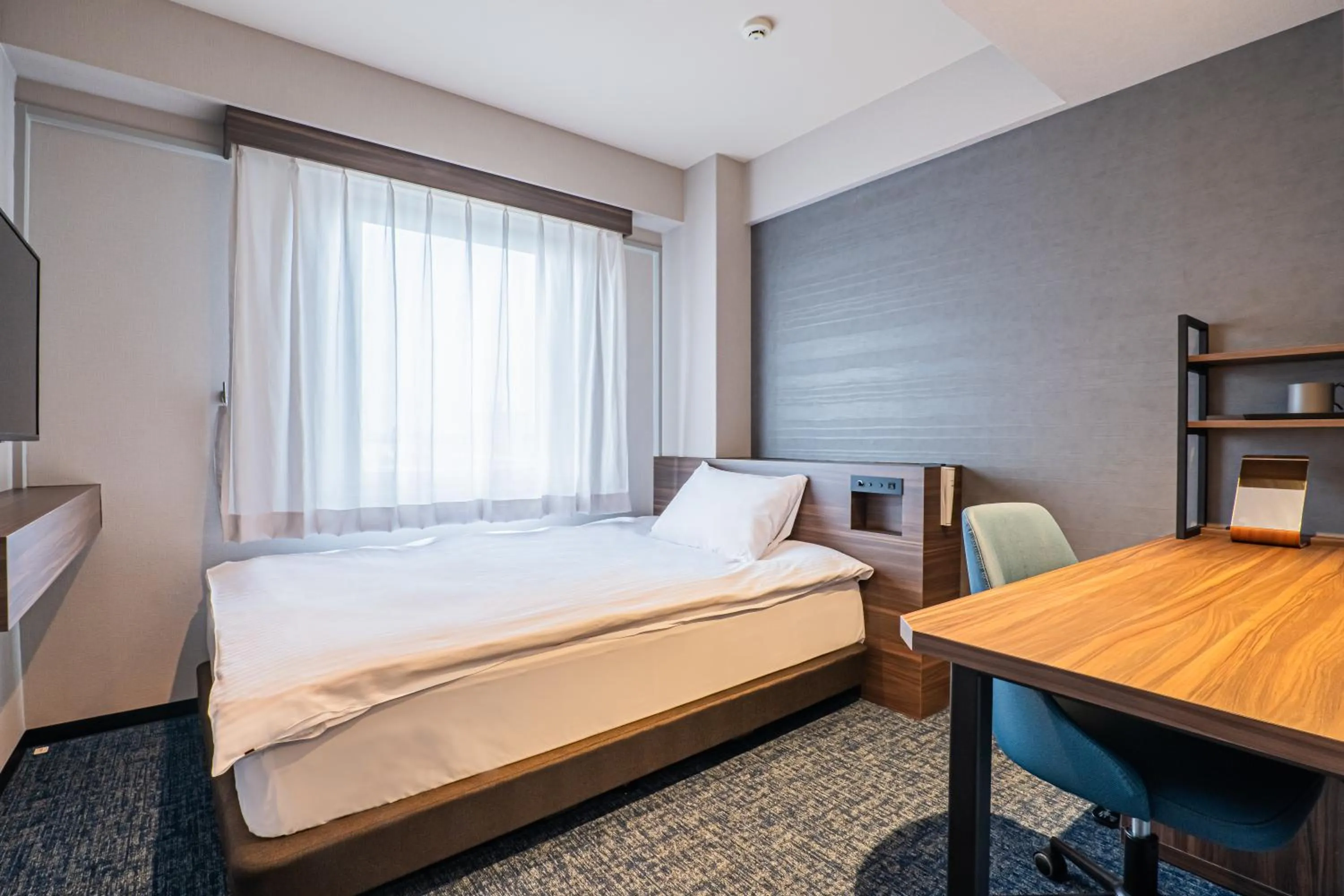 Photo of the whole room, Bed in -SPA RESORT- Nagoya Kasadera Hotel