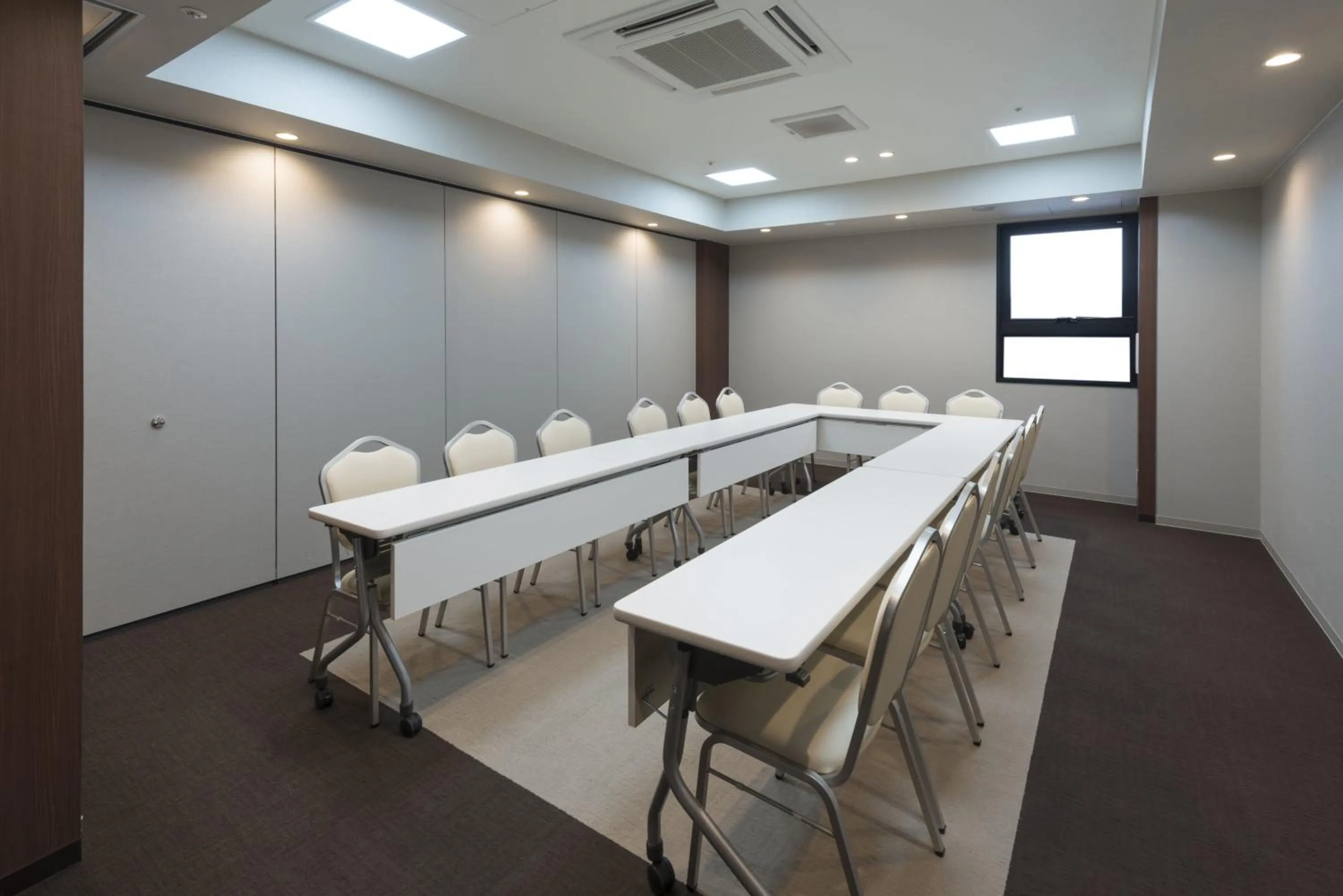 Meeting/conference room in Nagoya Kanayama Hotel