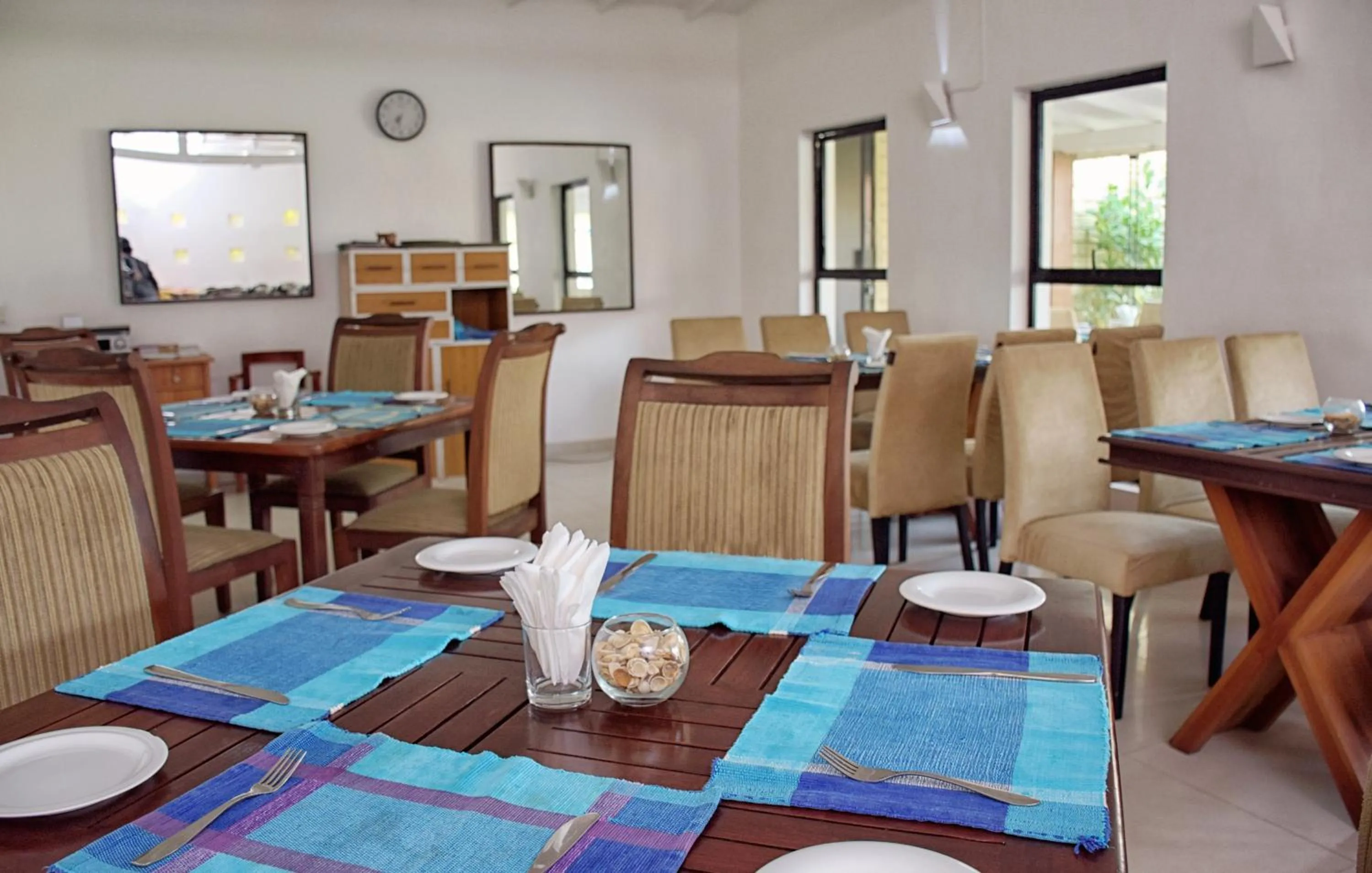 Restaurant/places to eat in Amagi Beach – Secluded Slice of Paradise