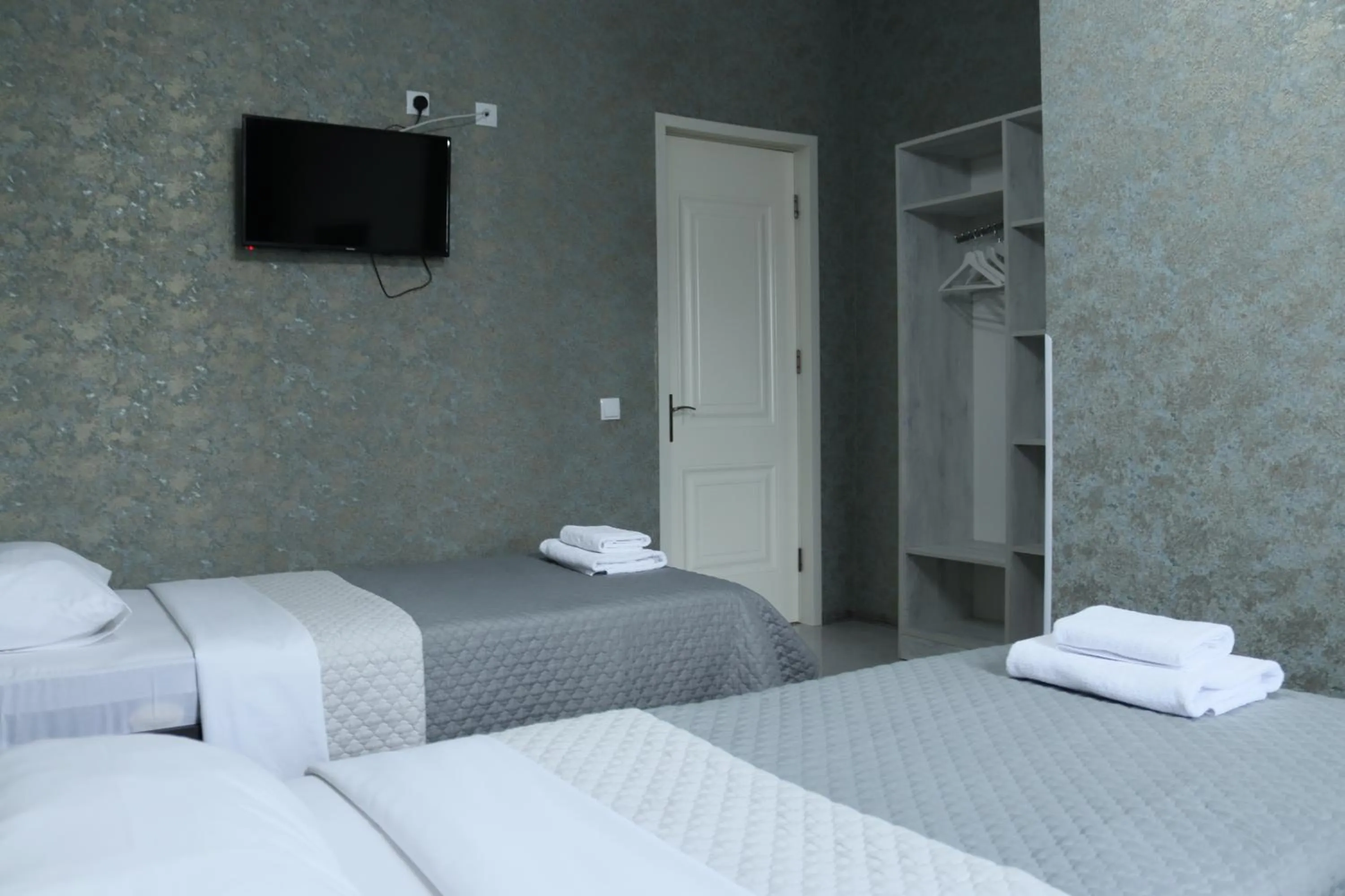 Bed in Hotel West Face