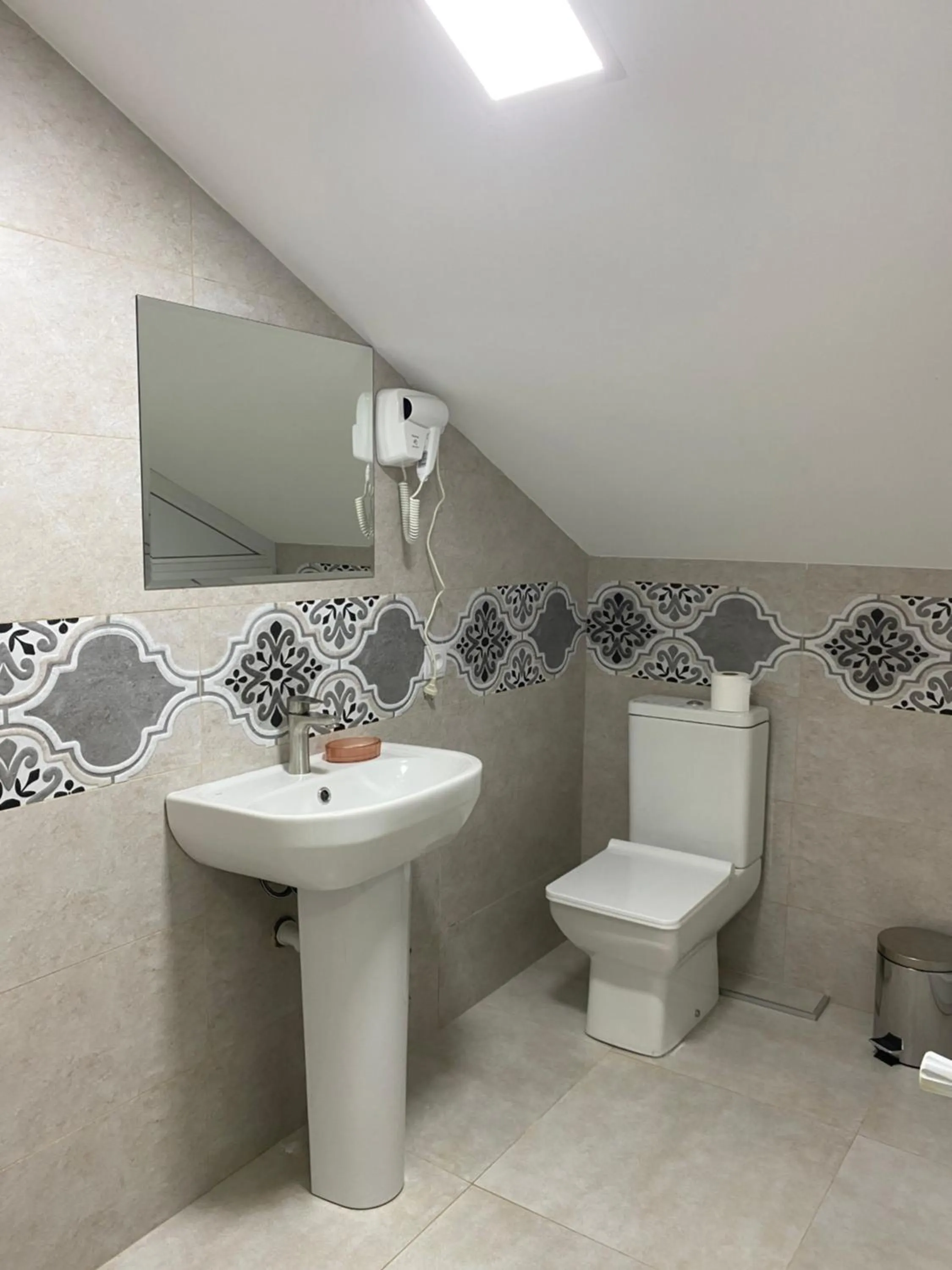 Bathroom in Hotel West Face