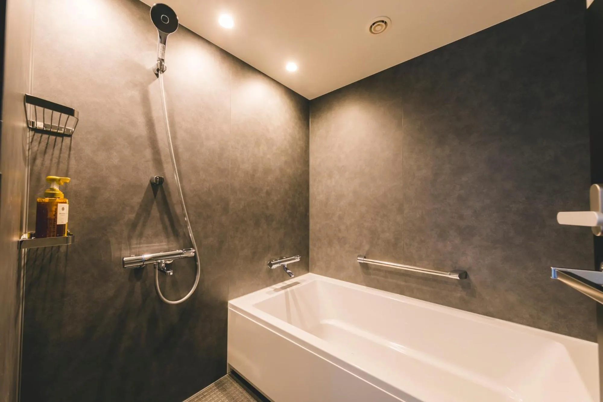 Bathroom in Seaside Hotel Maiko Villa Kobe