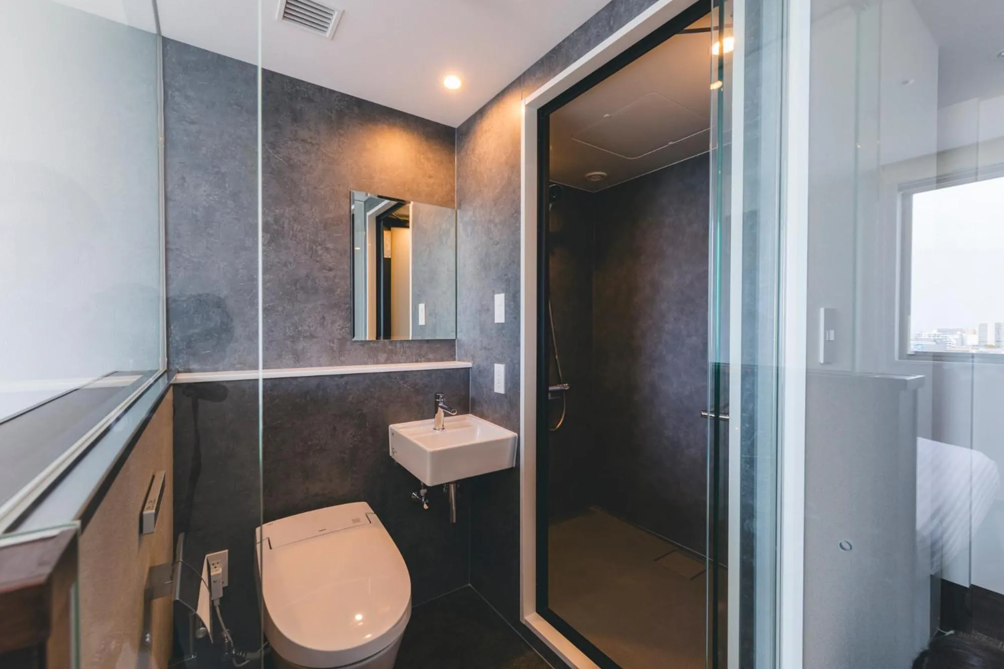 Shower in Seaside Hotel Maiko Villa Kobe