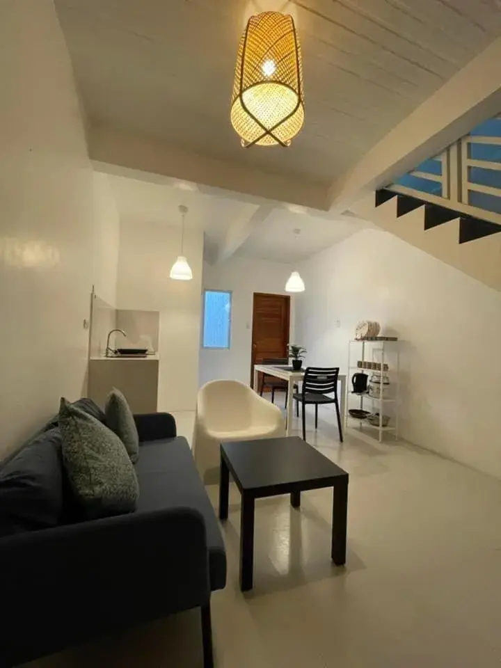 One-Bedroom Apartment in Sto. Niño Whole House w/ 2 AC Bedrooms One-Bedroom Apartment in Sto. Niño Whole House w/ 2 AC Bedrooms