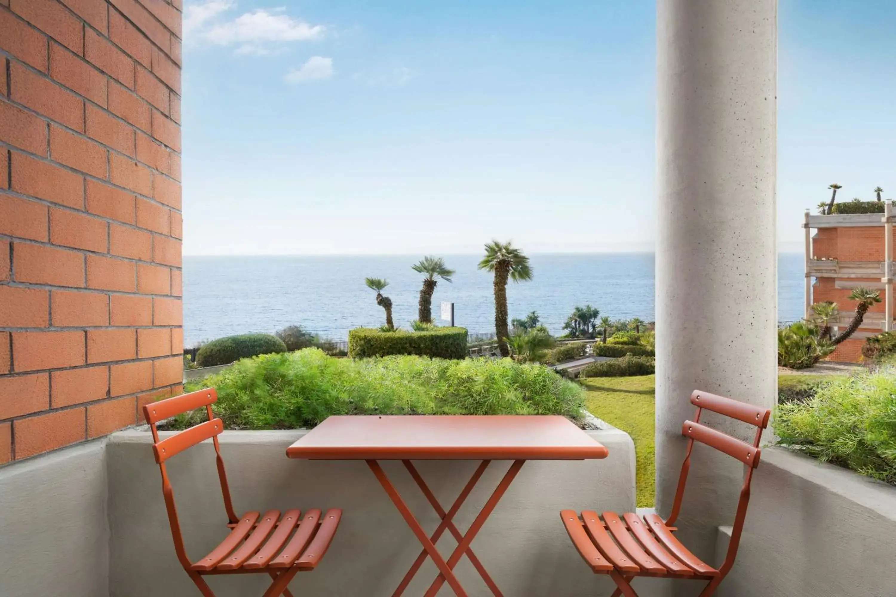 Deluxe Double in Four Points by Sheraton Catania Hotel Deluxe Double in Four Points by Sheraton Catania Hotel