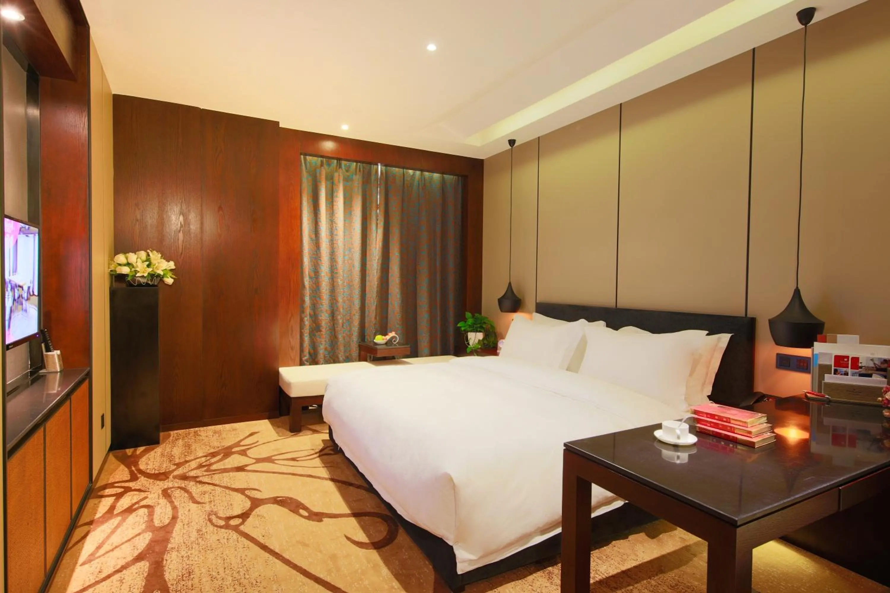 bunk bed, Bed in Fulitai International Hotel