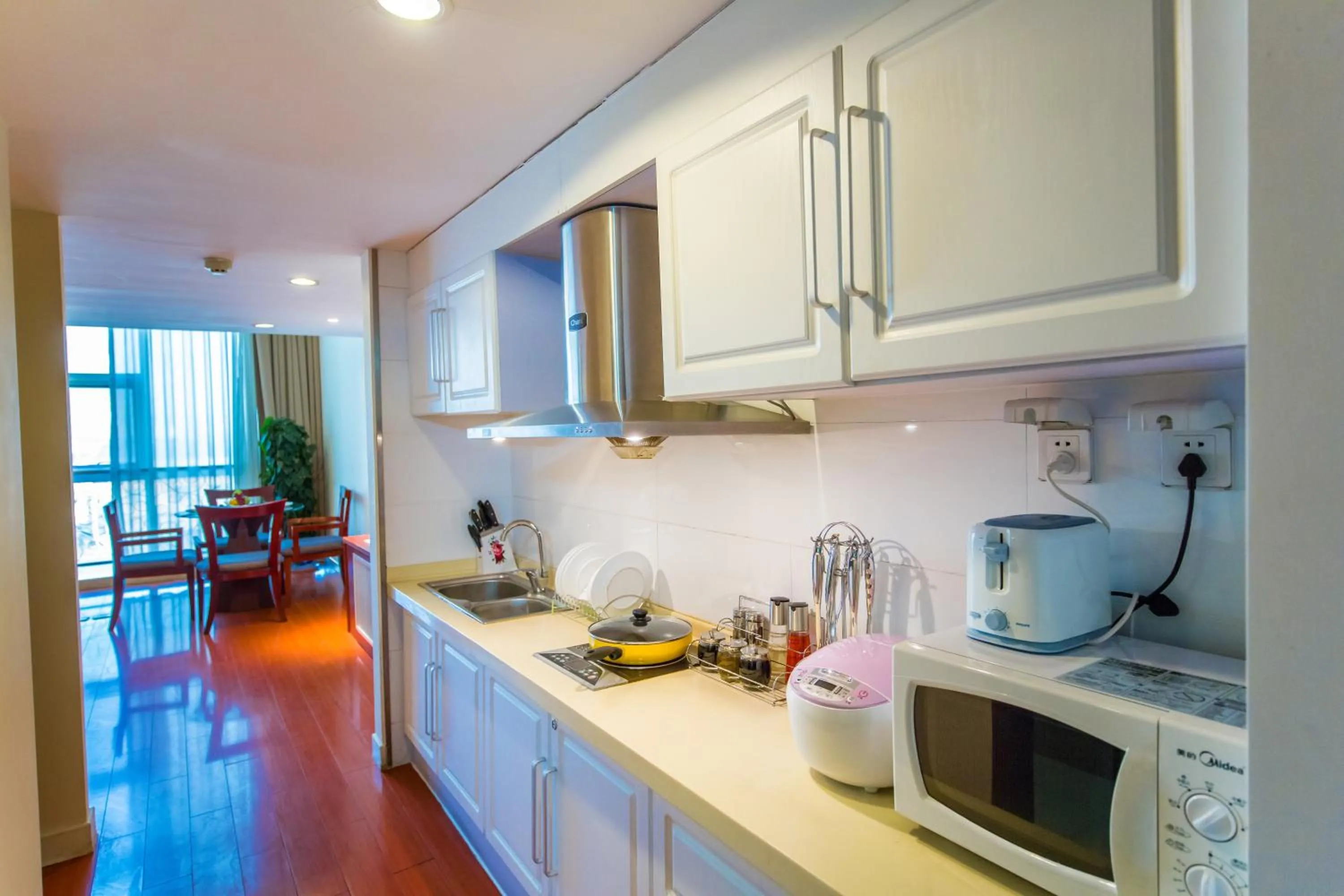 Kitchen or kitchenette in Fulitai International Hotel