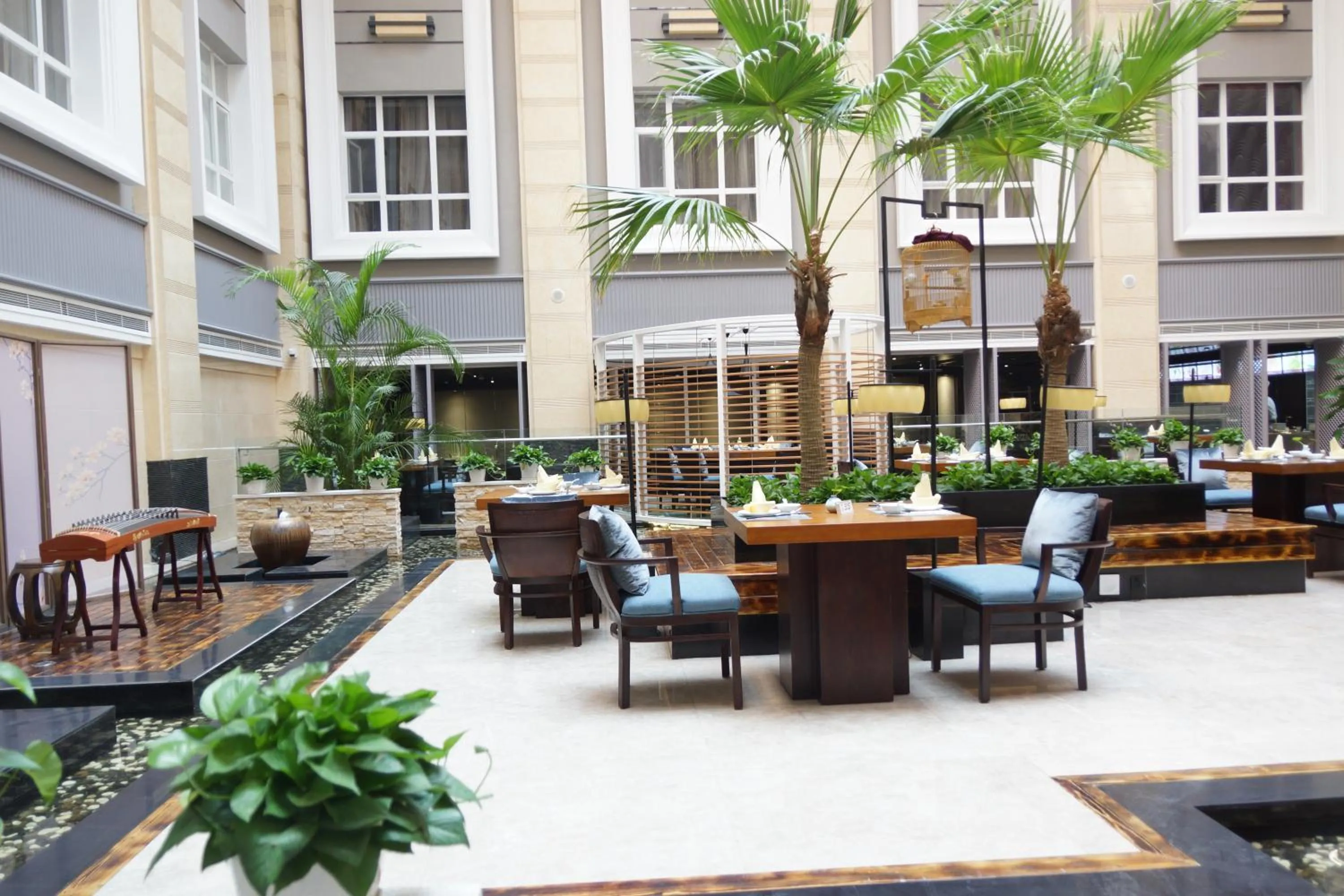 Restaurant/places to eat in Fulitai International Hotel