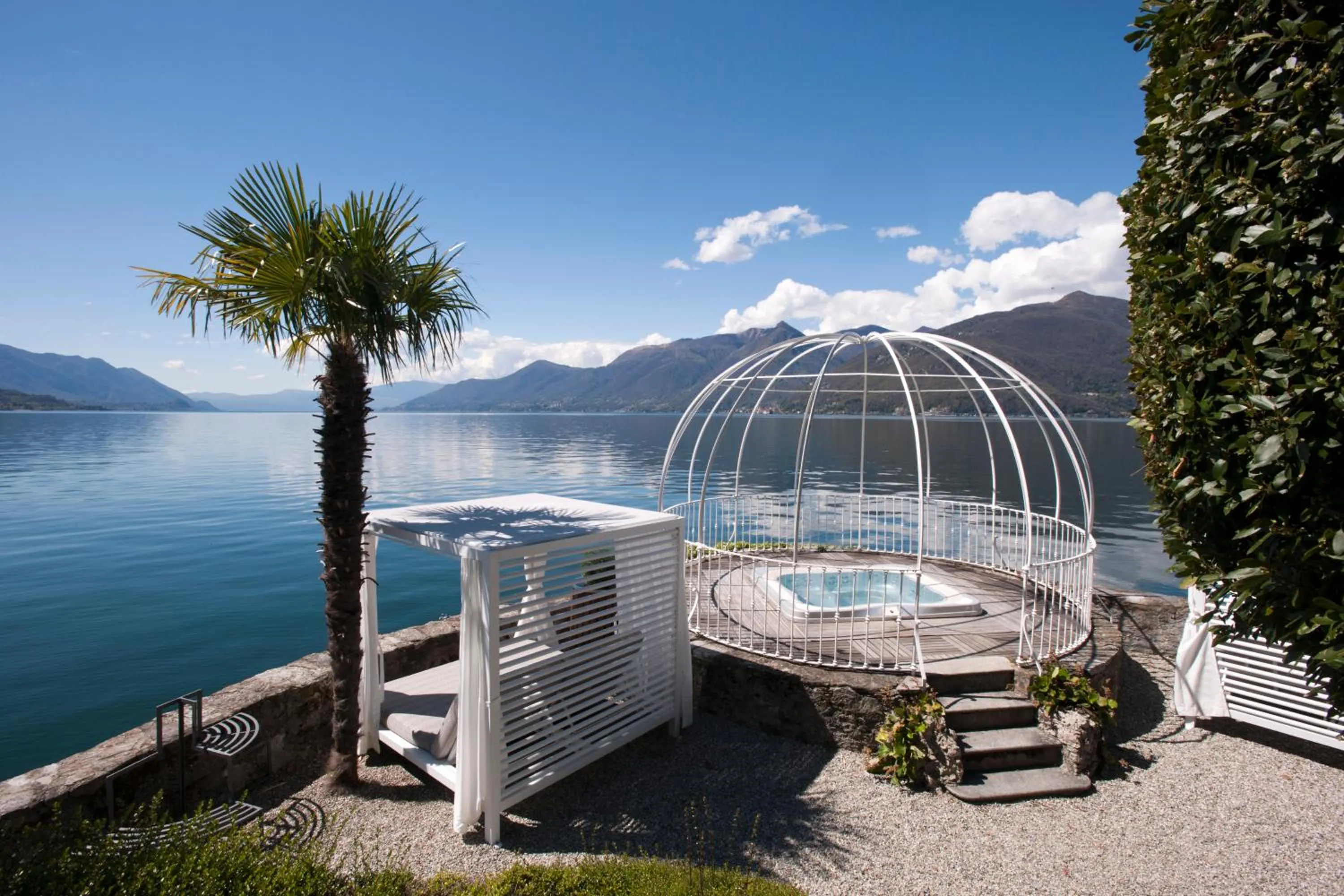 Hot Tub in Relais Villa Porta