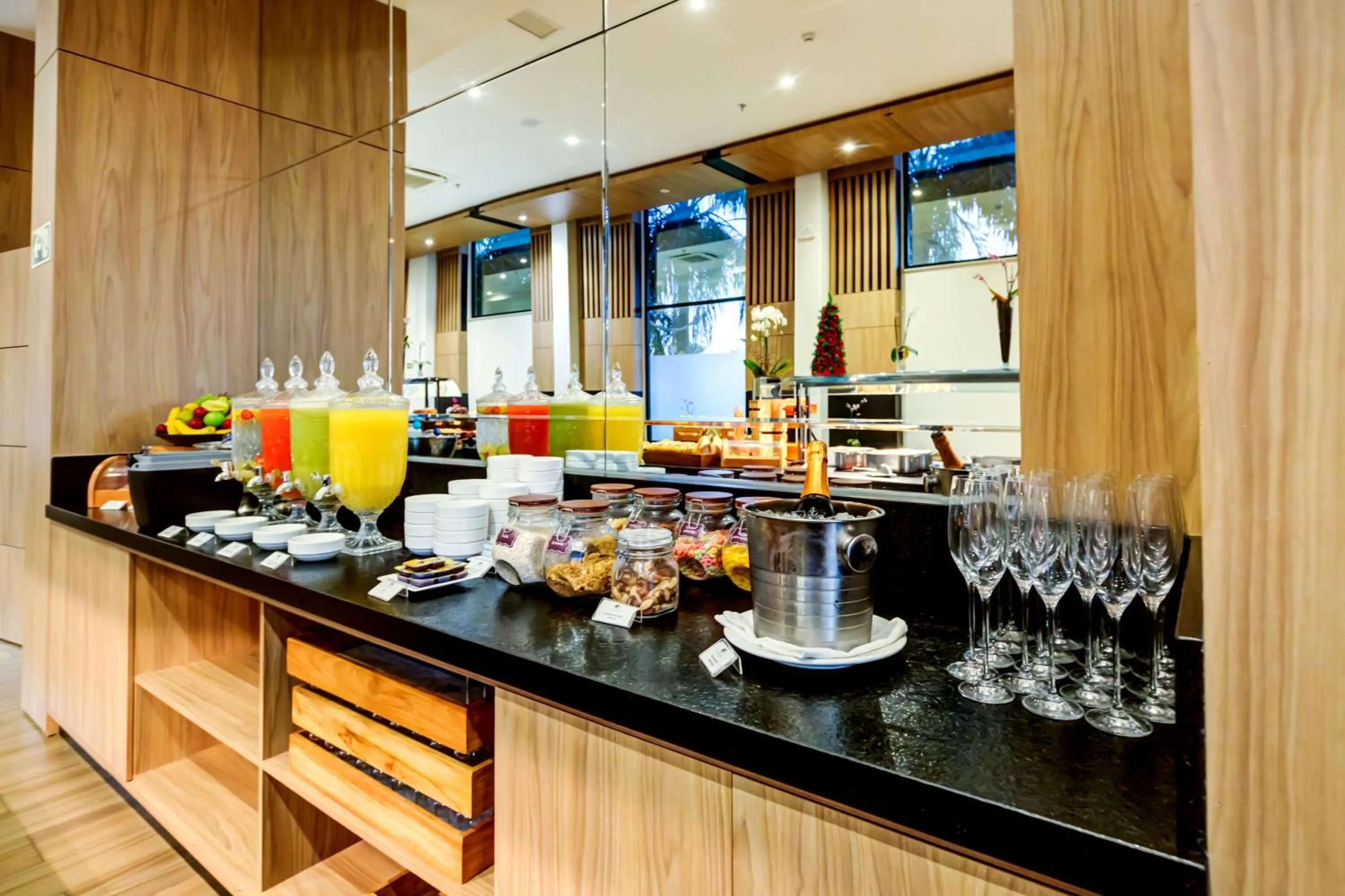 Breakfast in DoubleTree by Hilton - Resort - Foz do Iguaçu