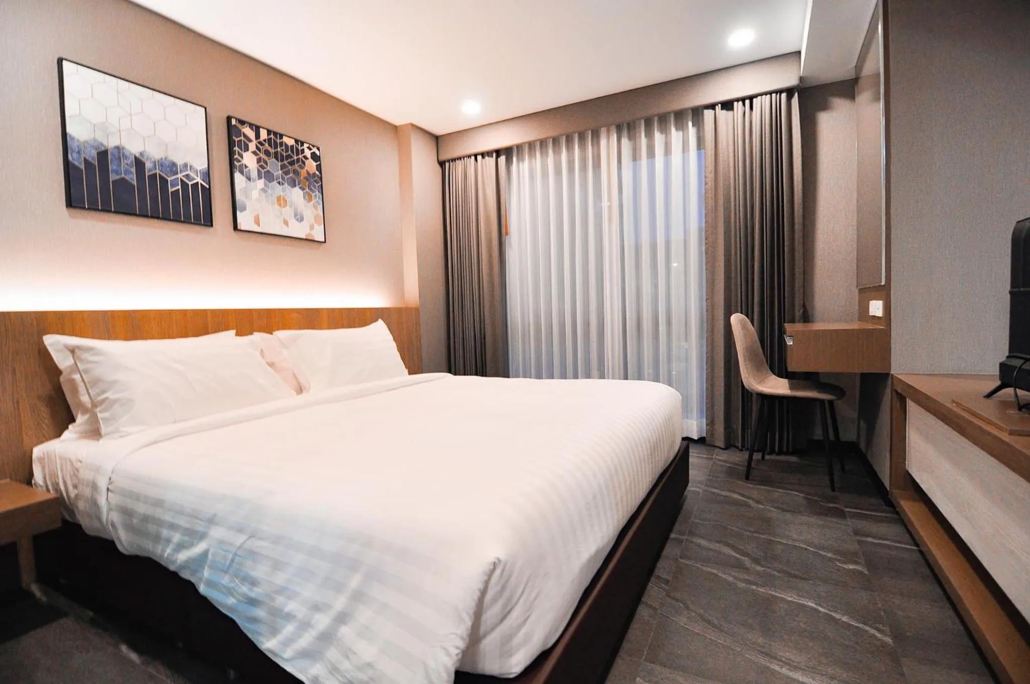 Bed in The S Block Condotel