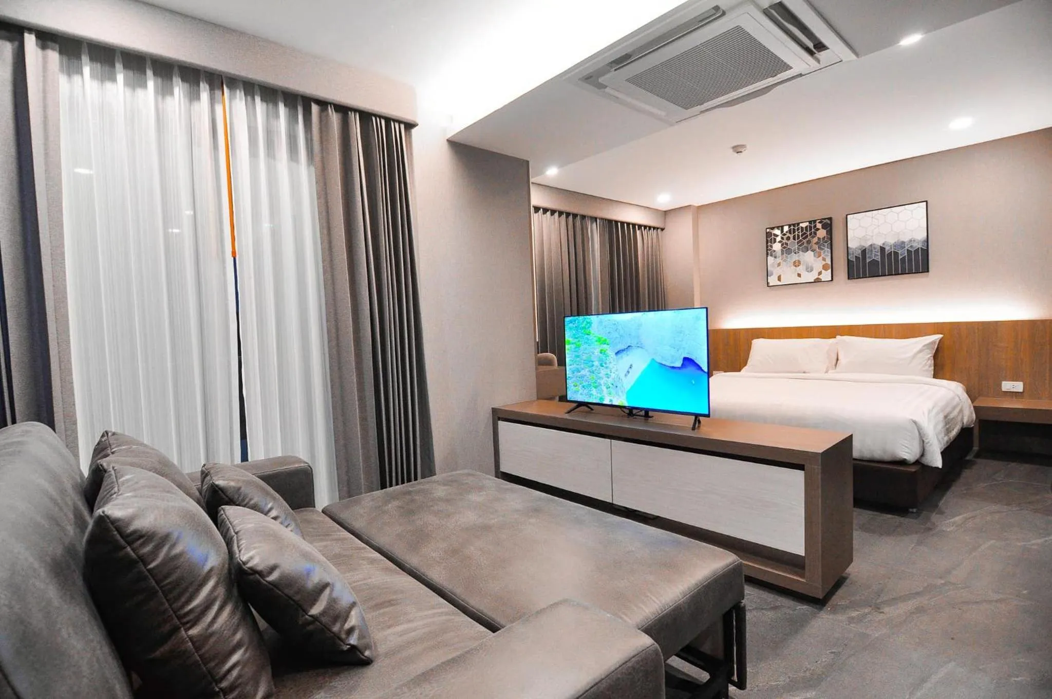 TV and multimedia, Bed in The S Block Condotel