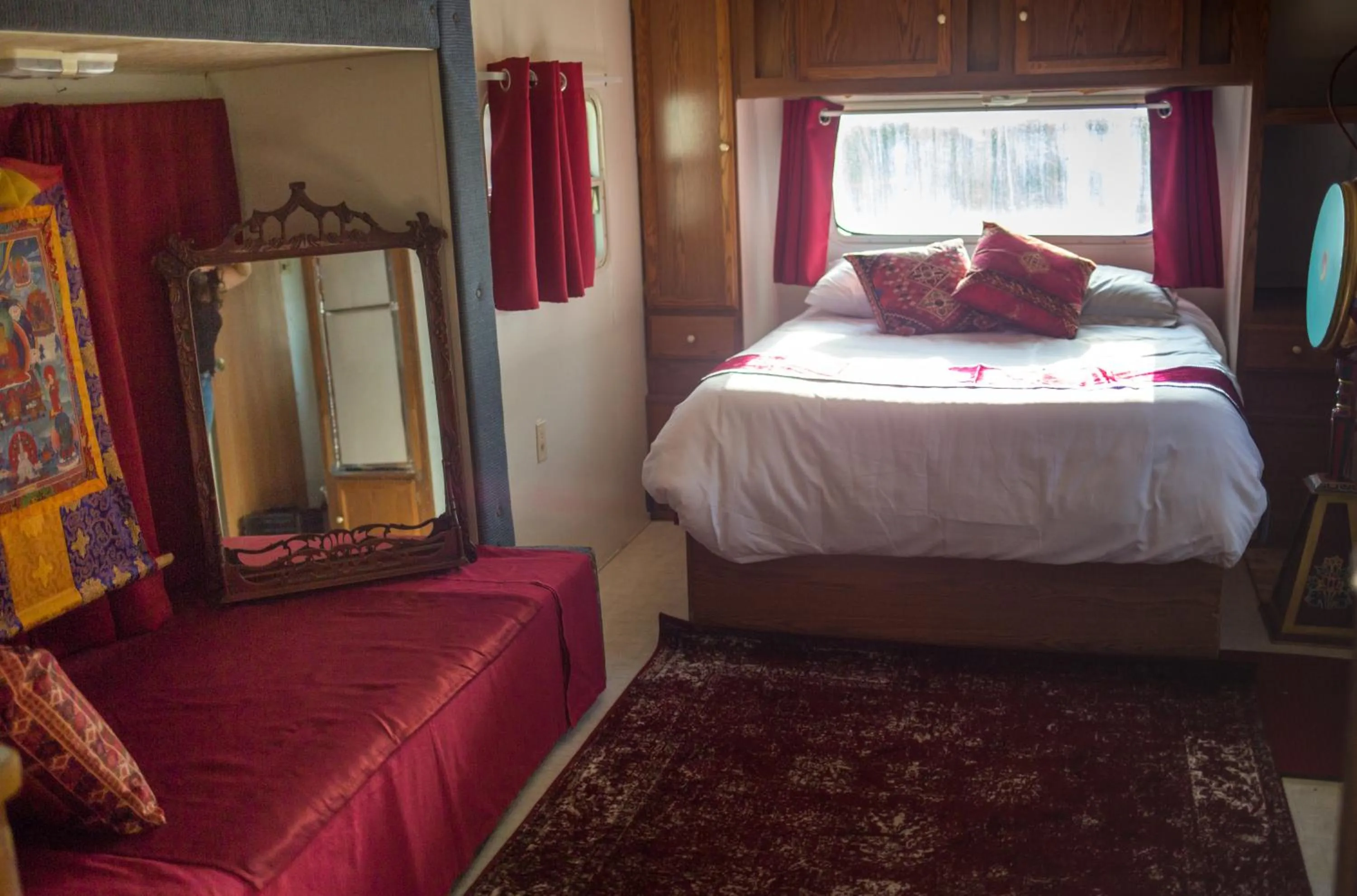 Bed in Quiet Mind Lodge, Spa & Retreat Sequoias