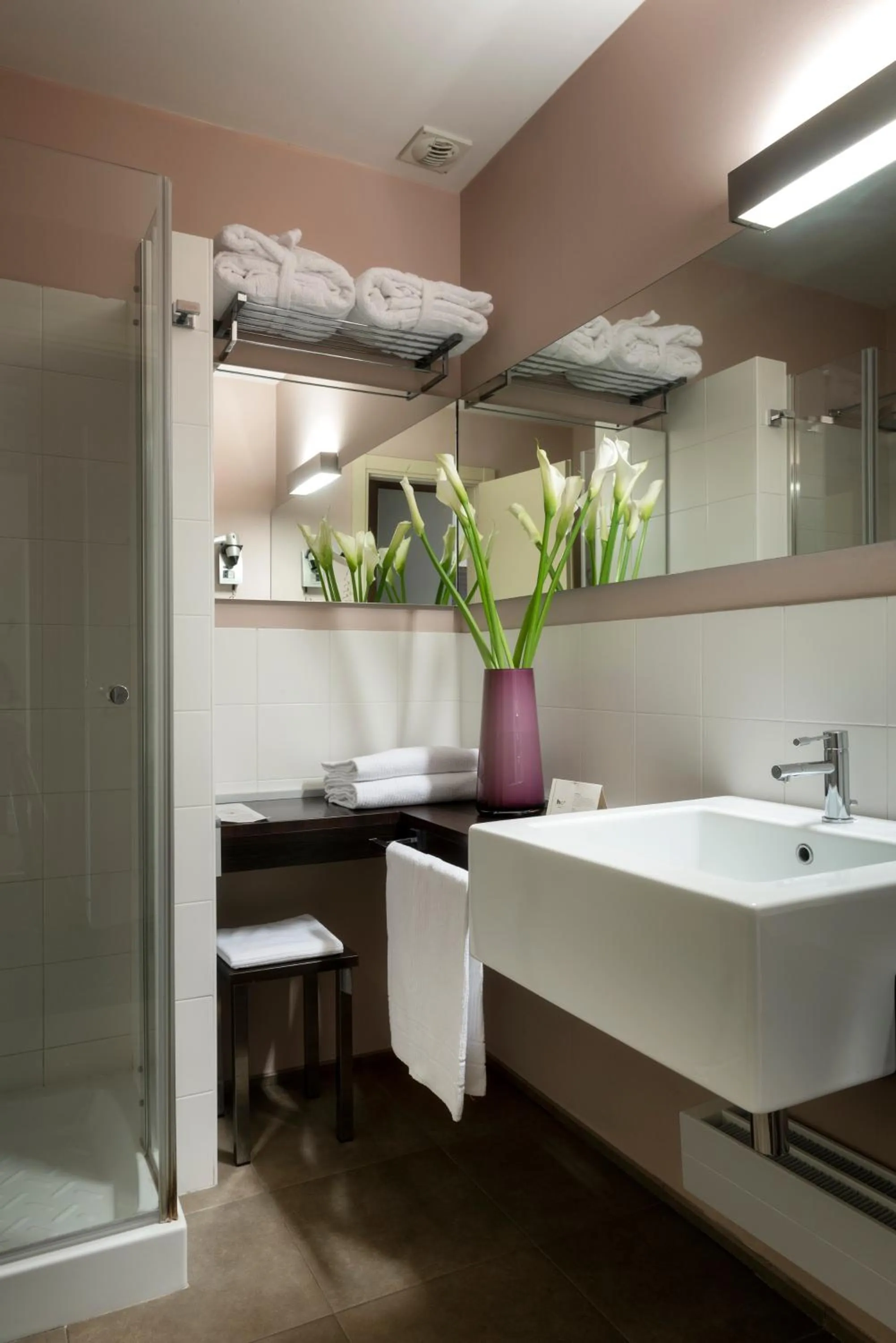 Bathroom in HC3 Hotel