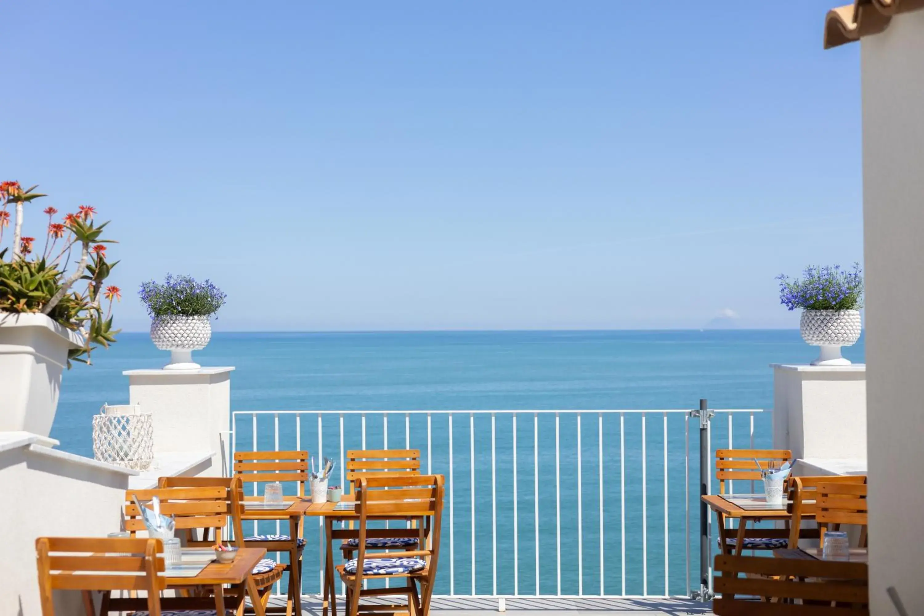 Casanova Rooms and Apartment to Rent Casanova Rooms and Apartment to Rent