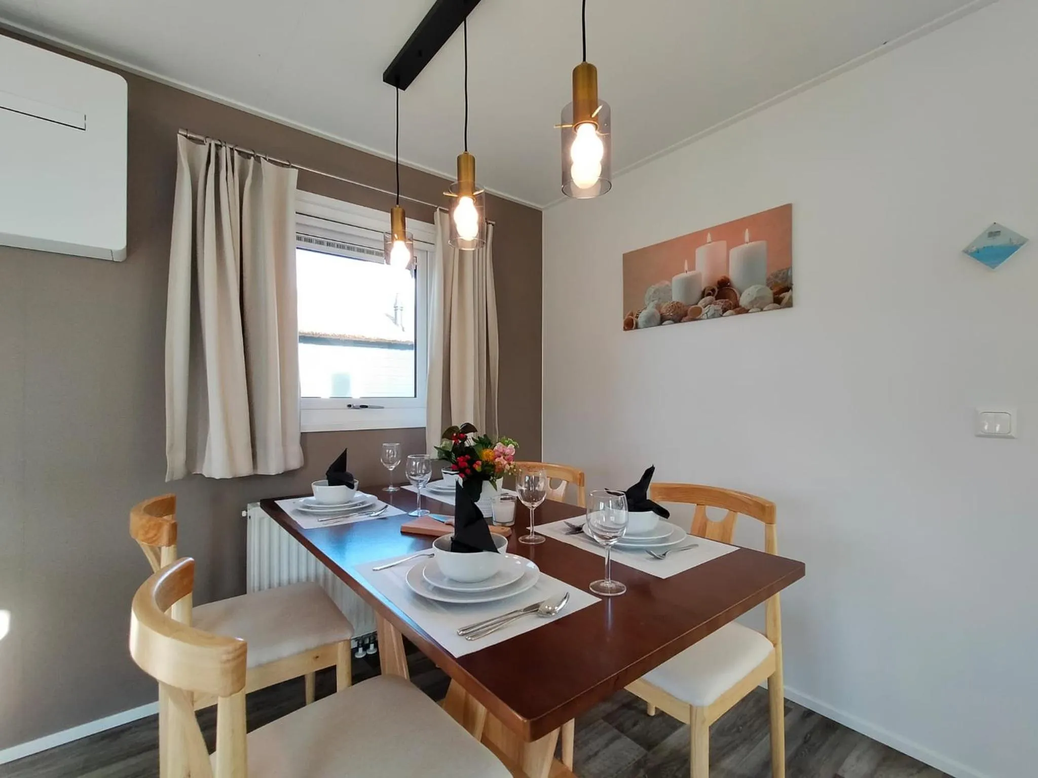 Dining area in Waterpark Giethoorn