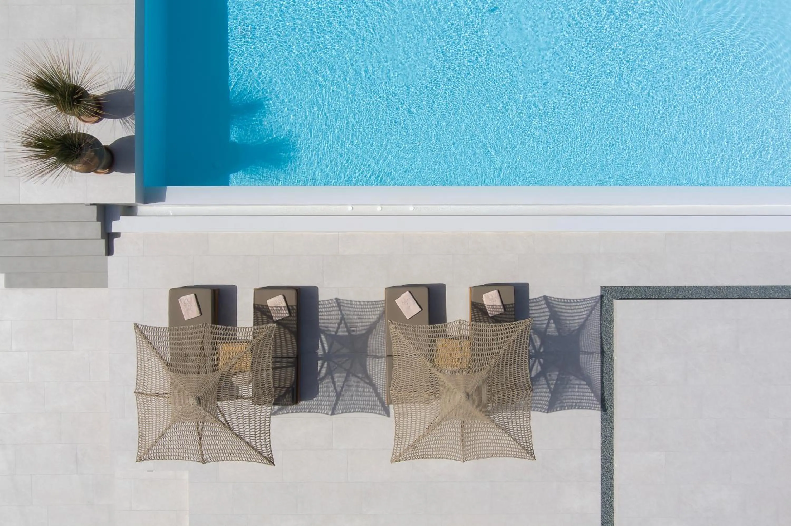 Decorative detail in Ionic Suites