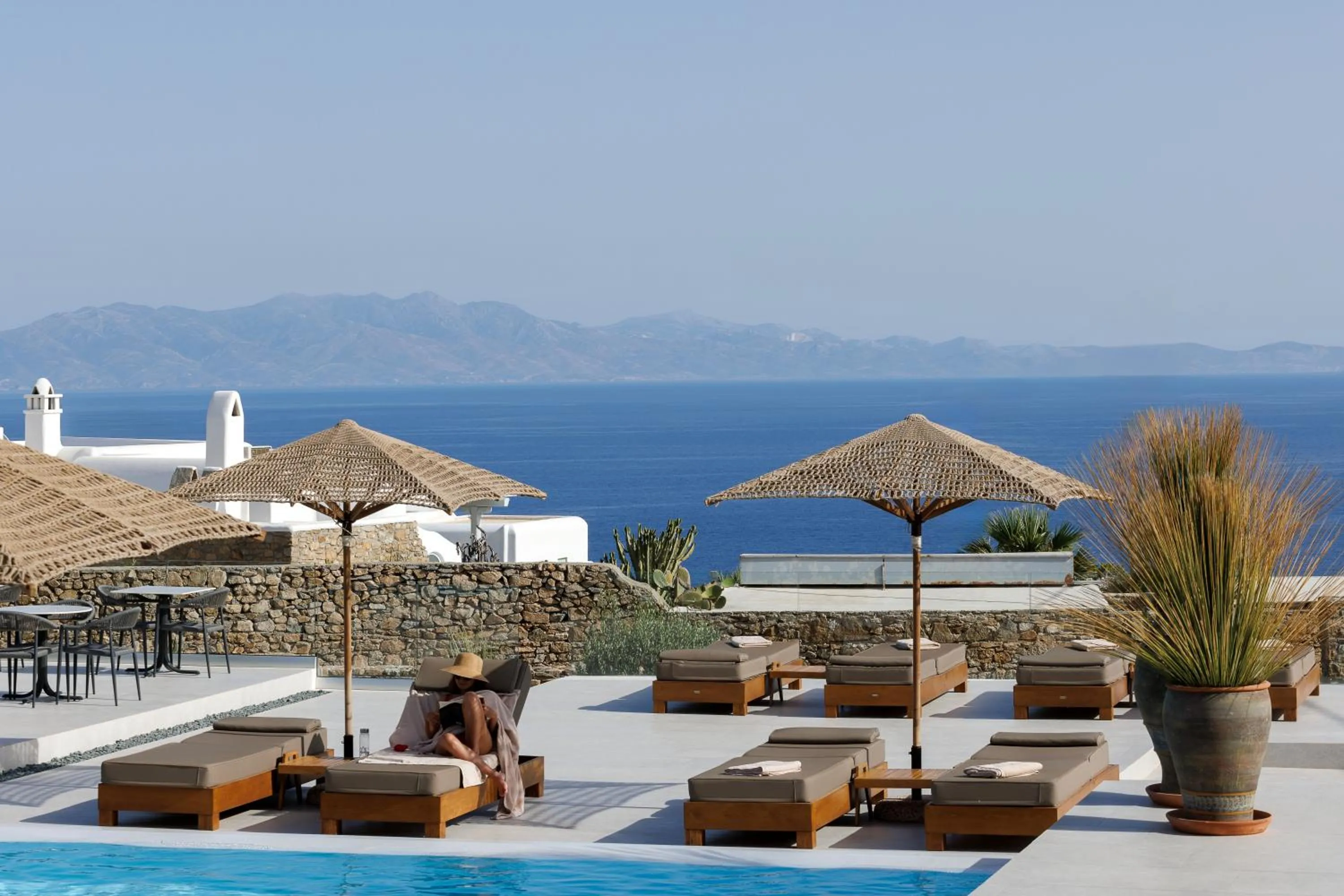 Patio in Ionic Suites