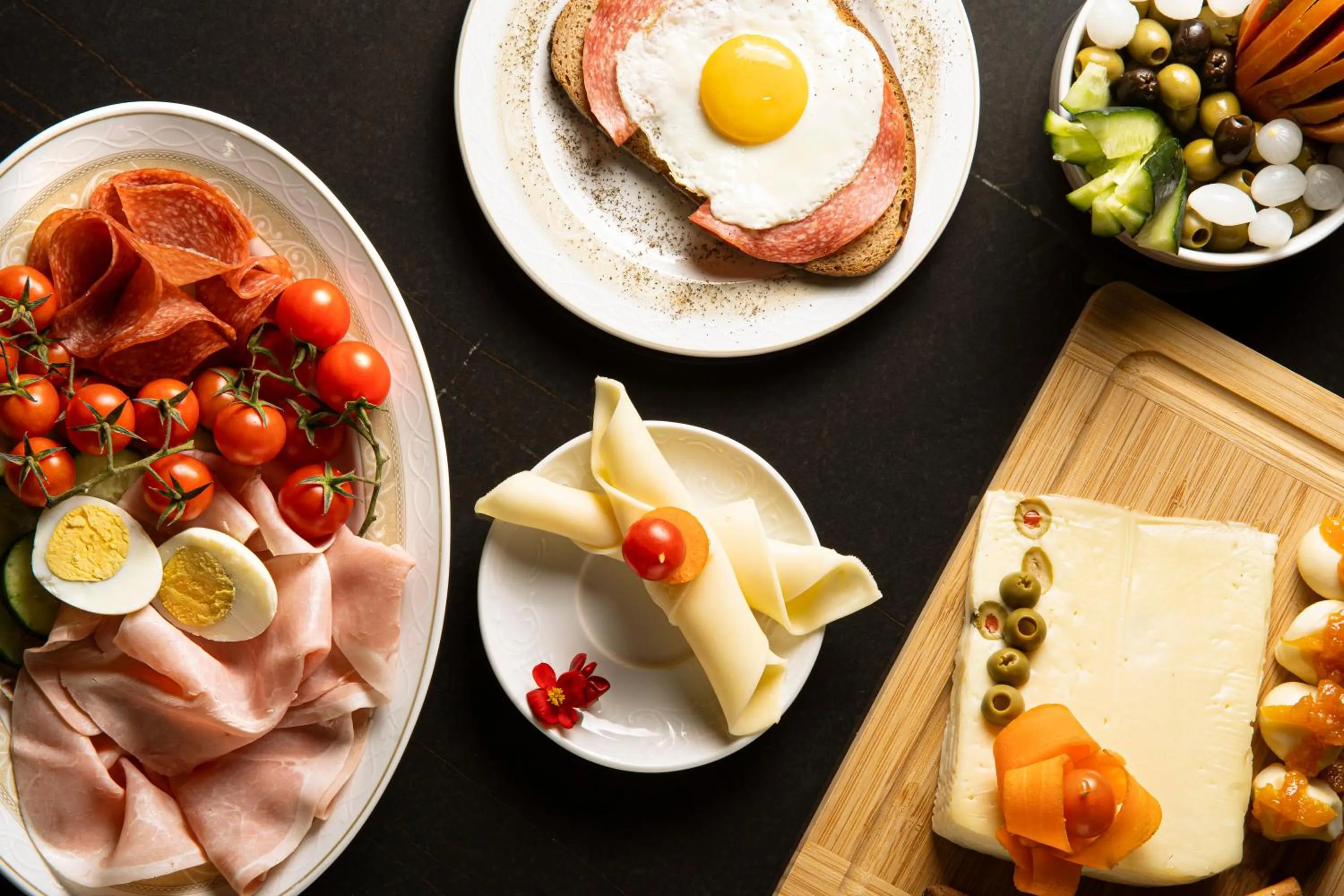 Food and drinks in Hotel Villa Romeo