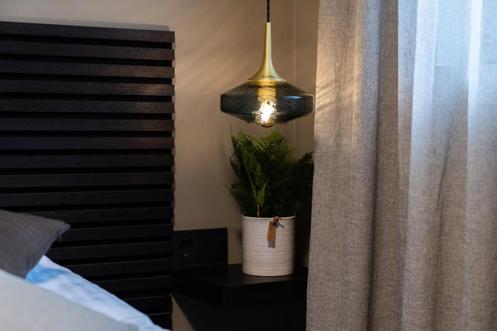 Bed in Keflavik Luxury apartment - KLA