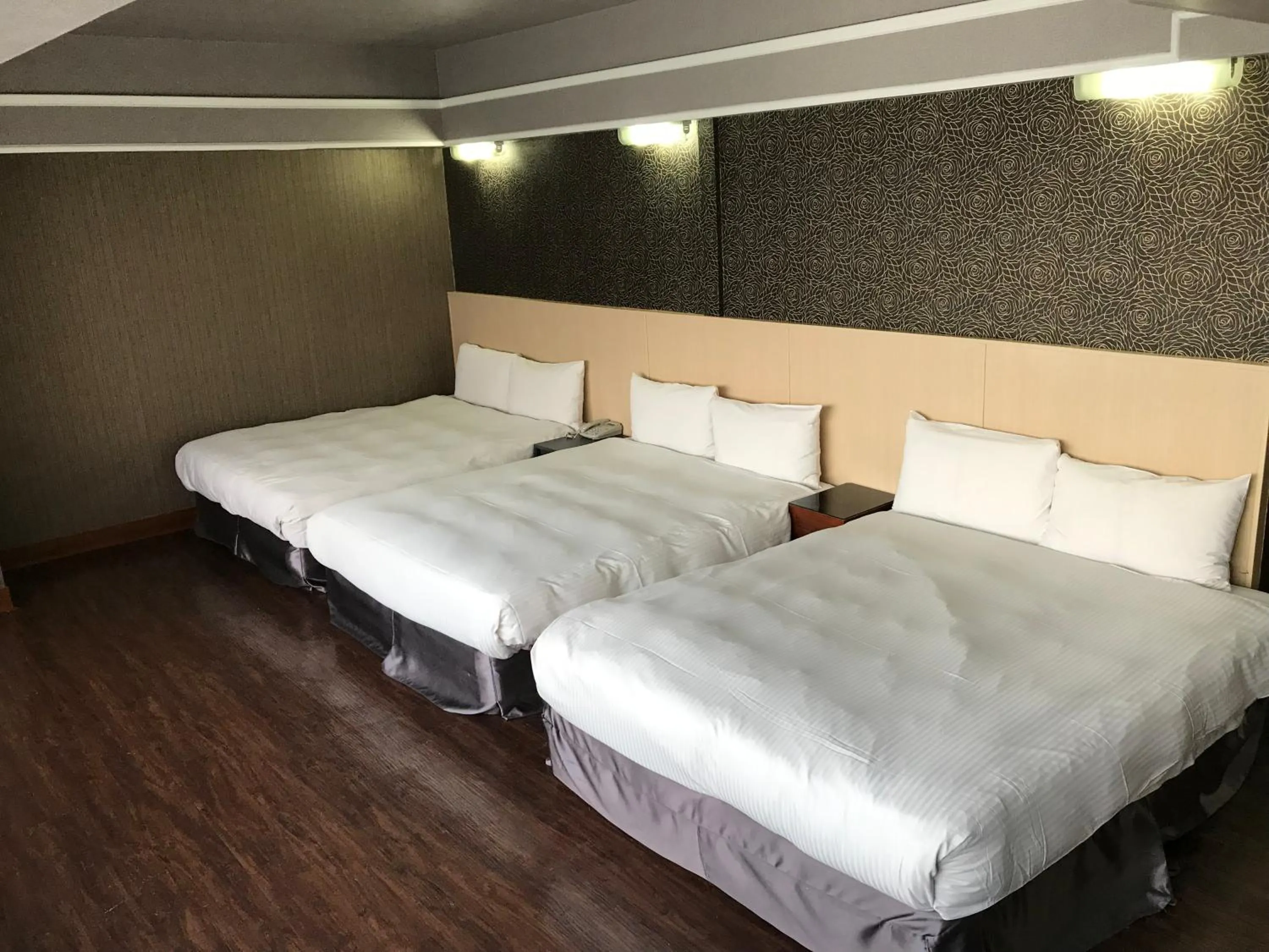 Bed in Long Siang Hotel