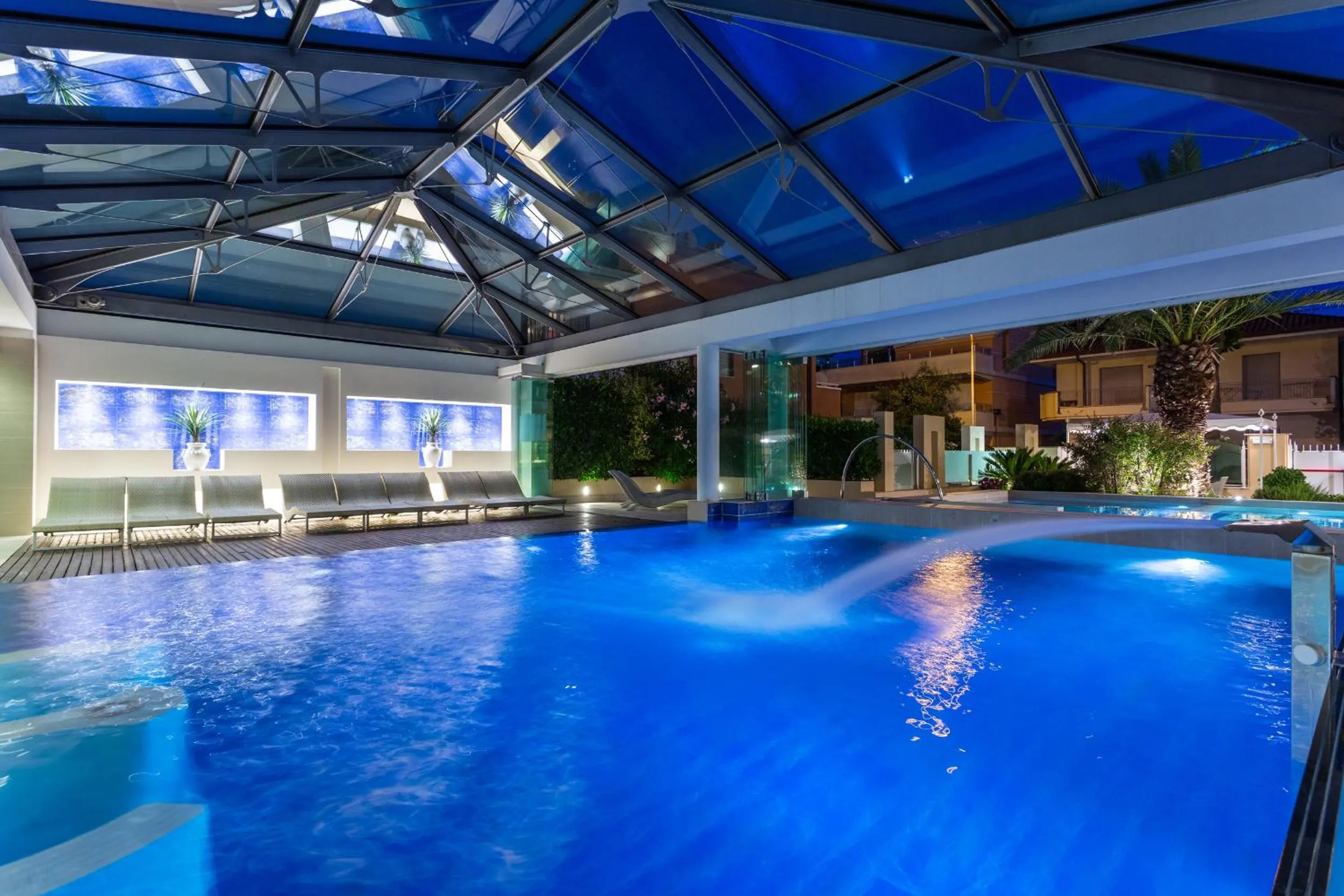 Swimming pool in Hotel Luna Riccione e Aqua Spa Only Adults +12