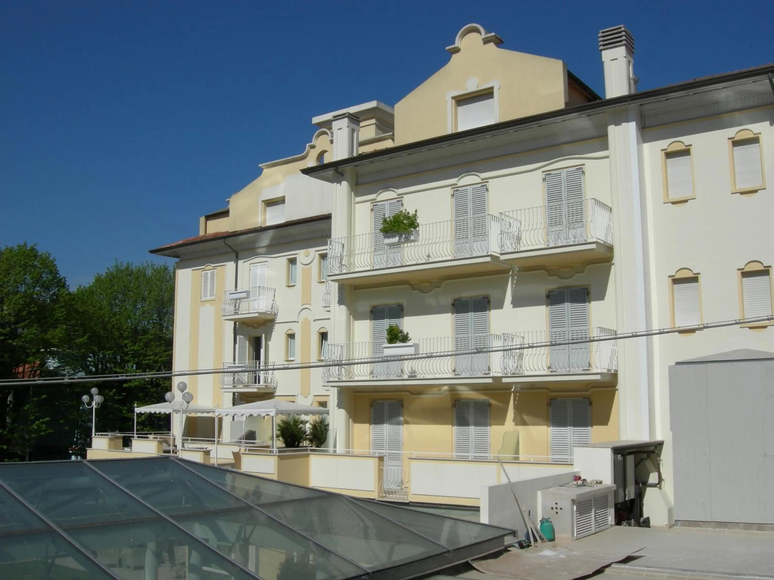 Facade/entrance in Hotel Luna Riccione e Aqua Spa Only Adults +12