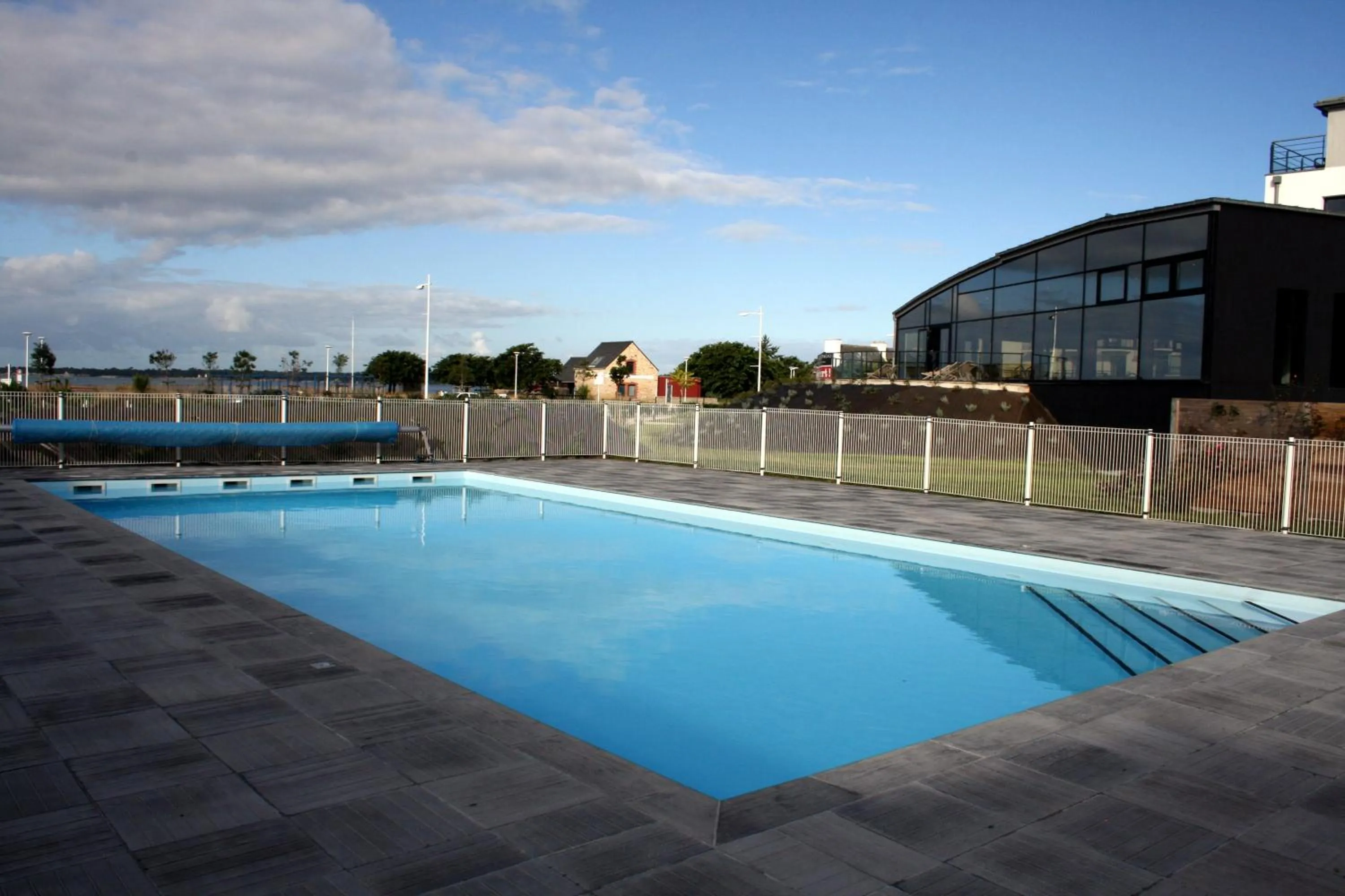 Swimming pool in Residence Thalasso Concarneau