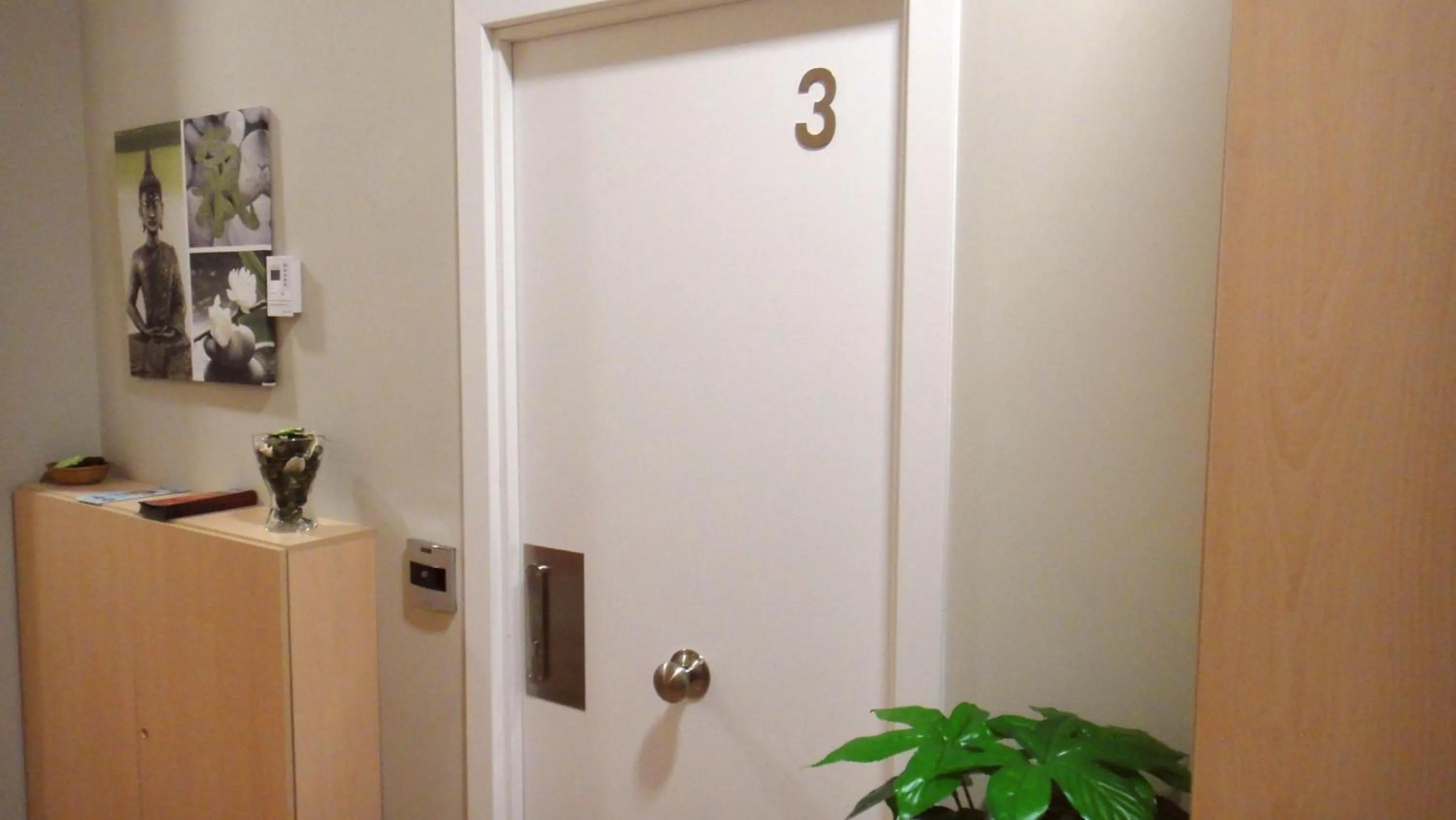 Living room in Hostal Live Natura Barcelona