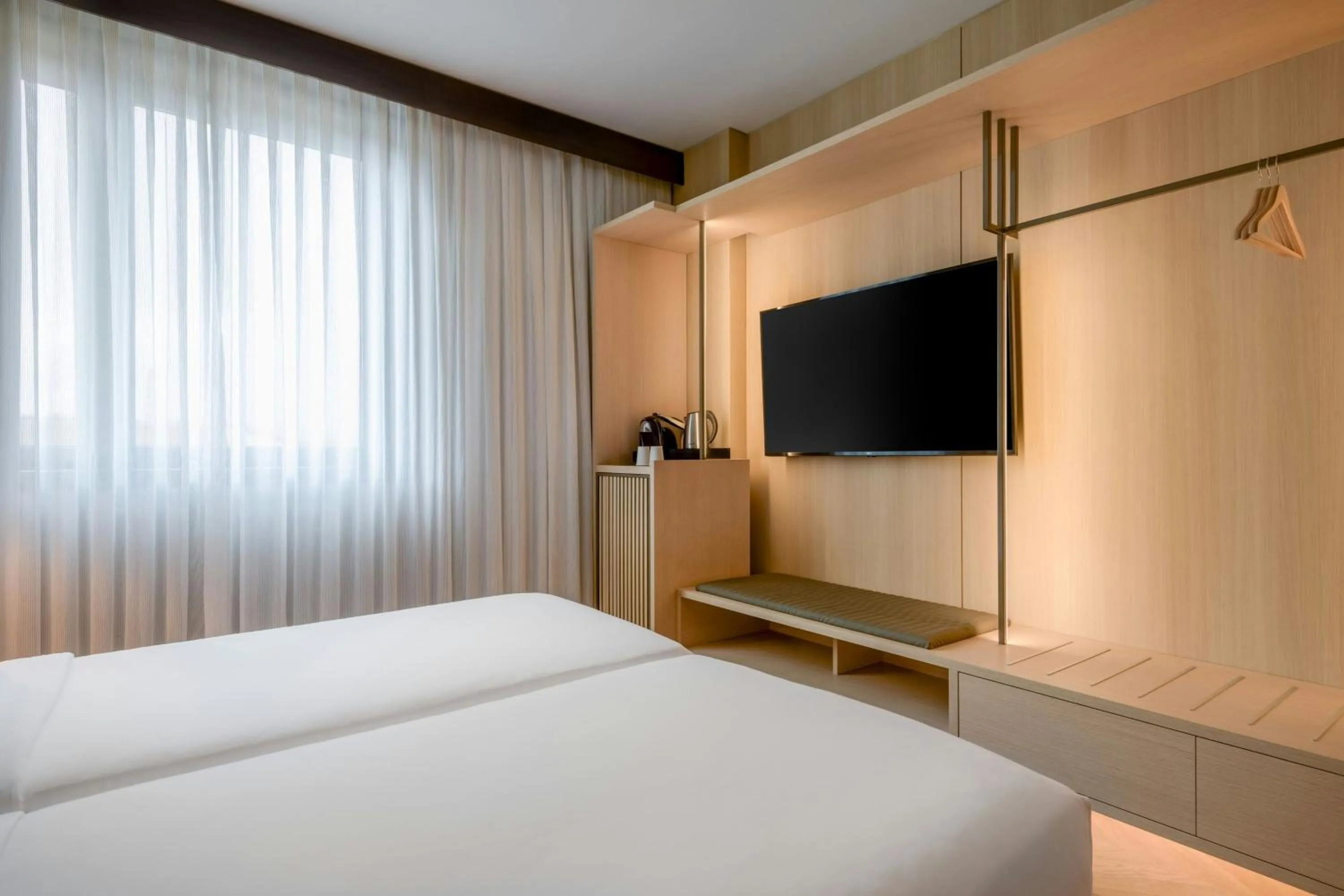 Photo of the whole room, Bed in AC Hotel Firenze by Marriott