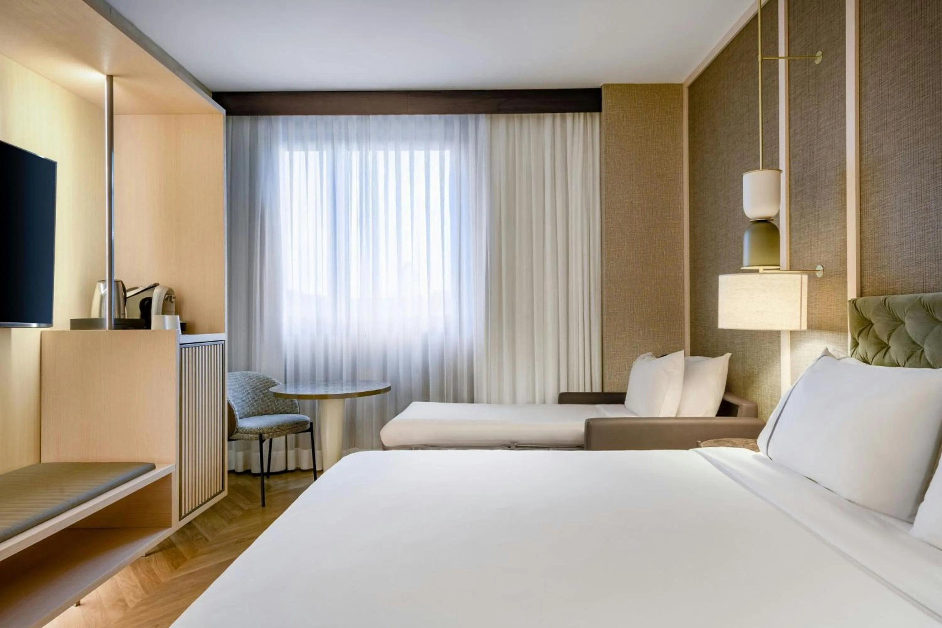 Photo of the whole room, Bed in AC Hotel Firenze by Marriott