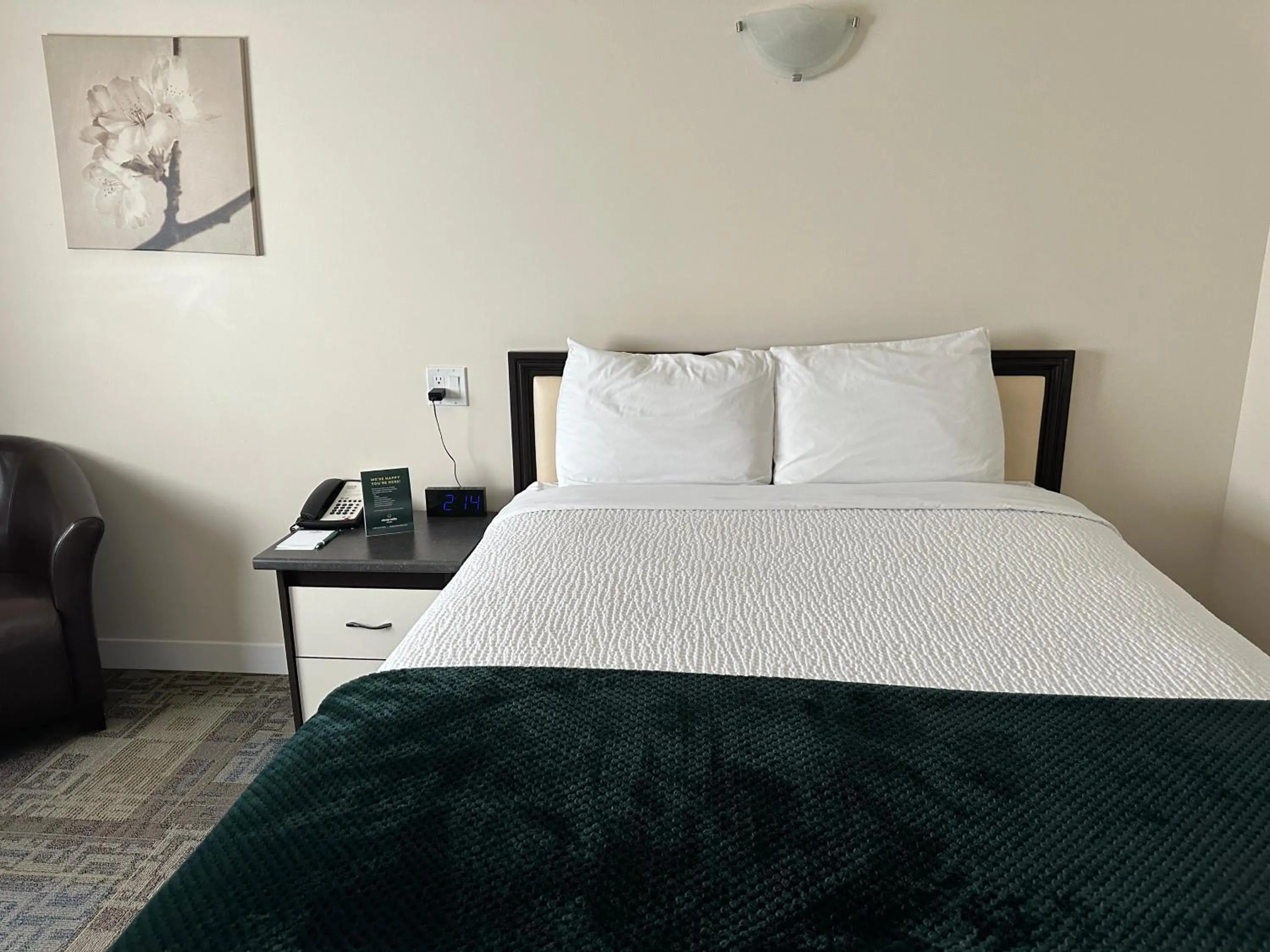 Bed in Sleep Suite Motel