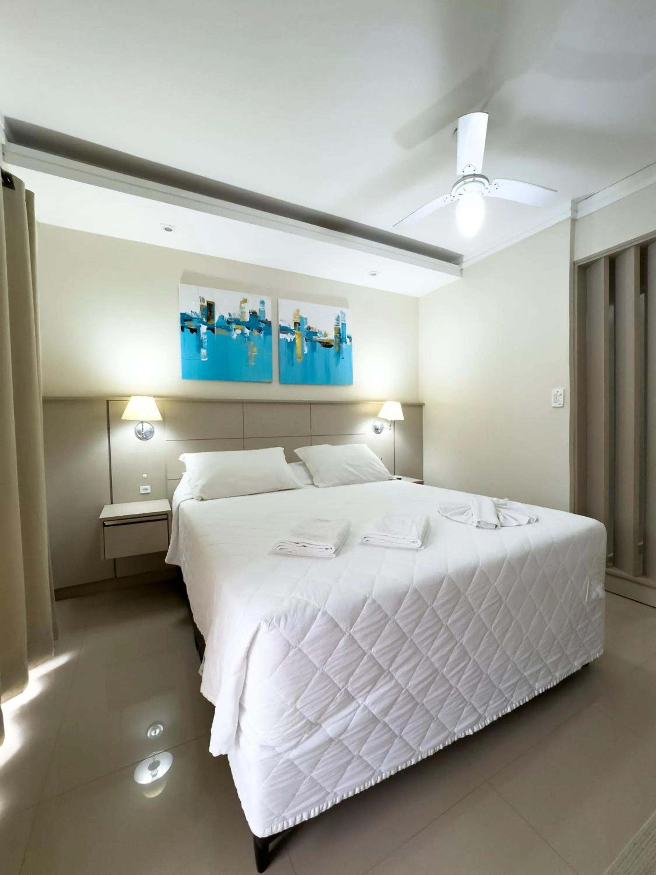 Bedroom, Bed in Bombinhas Tourist Apart