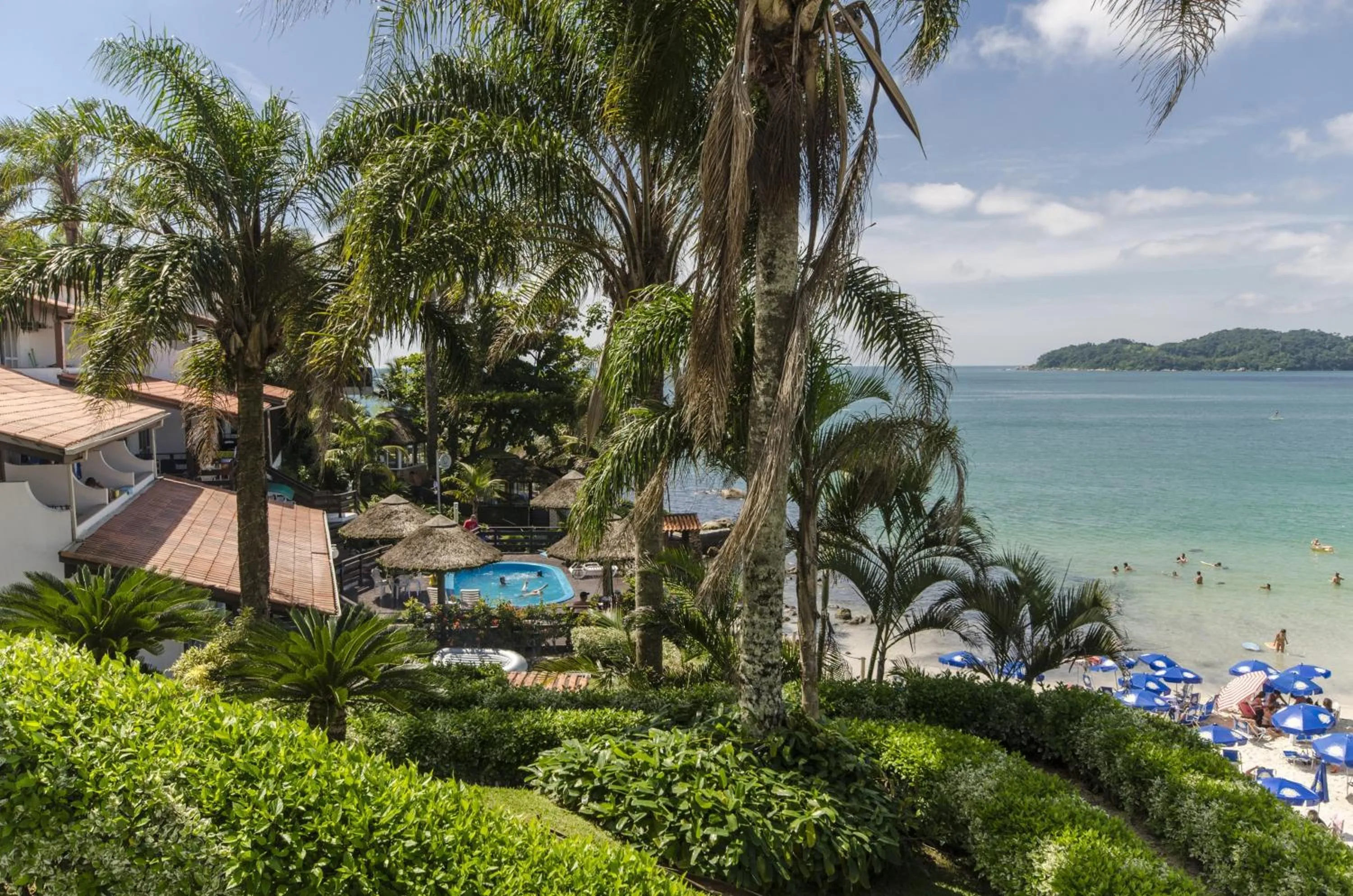 Property building in Bombinhas Tourist Apart