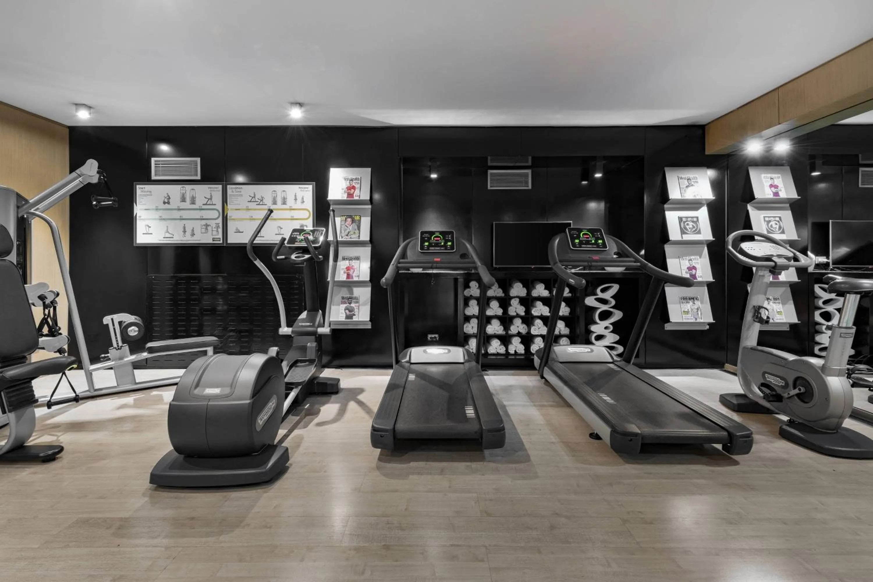 Fitness centre/facilities in AC Hotel Milano by Marriott