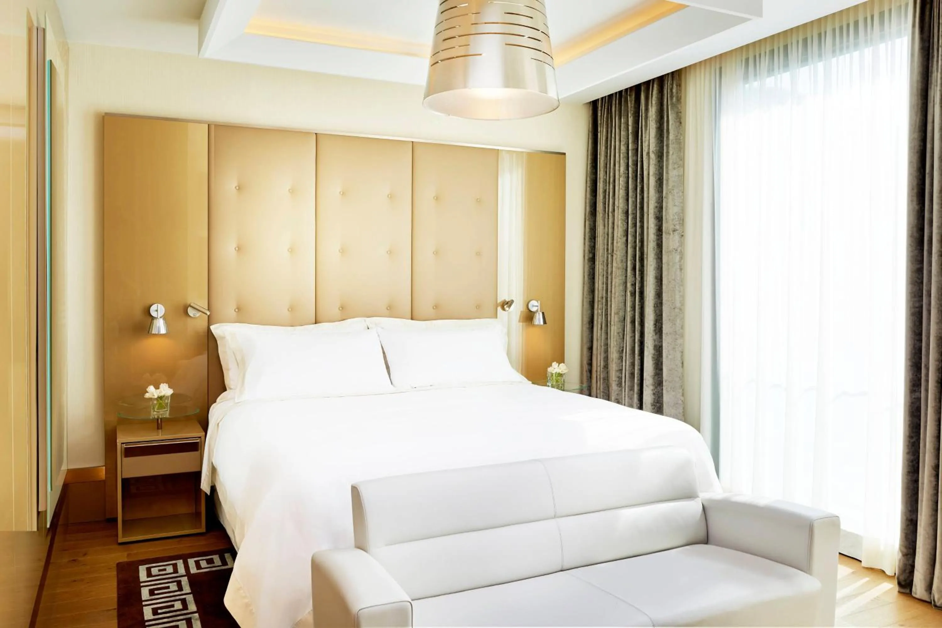 Bedroom, Bed in Excelsior Hotel Gallia, a Luxury Collection Hotel, Milan