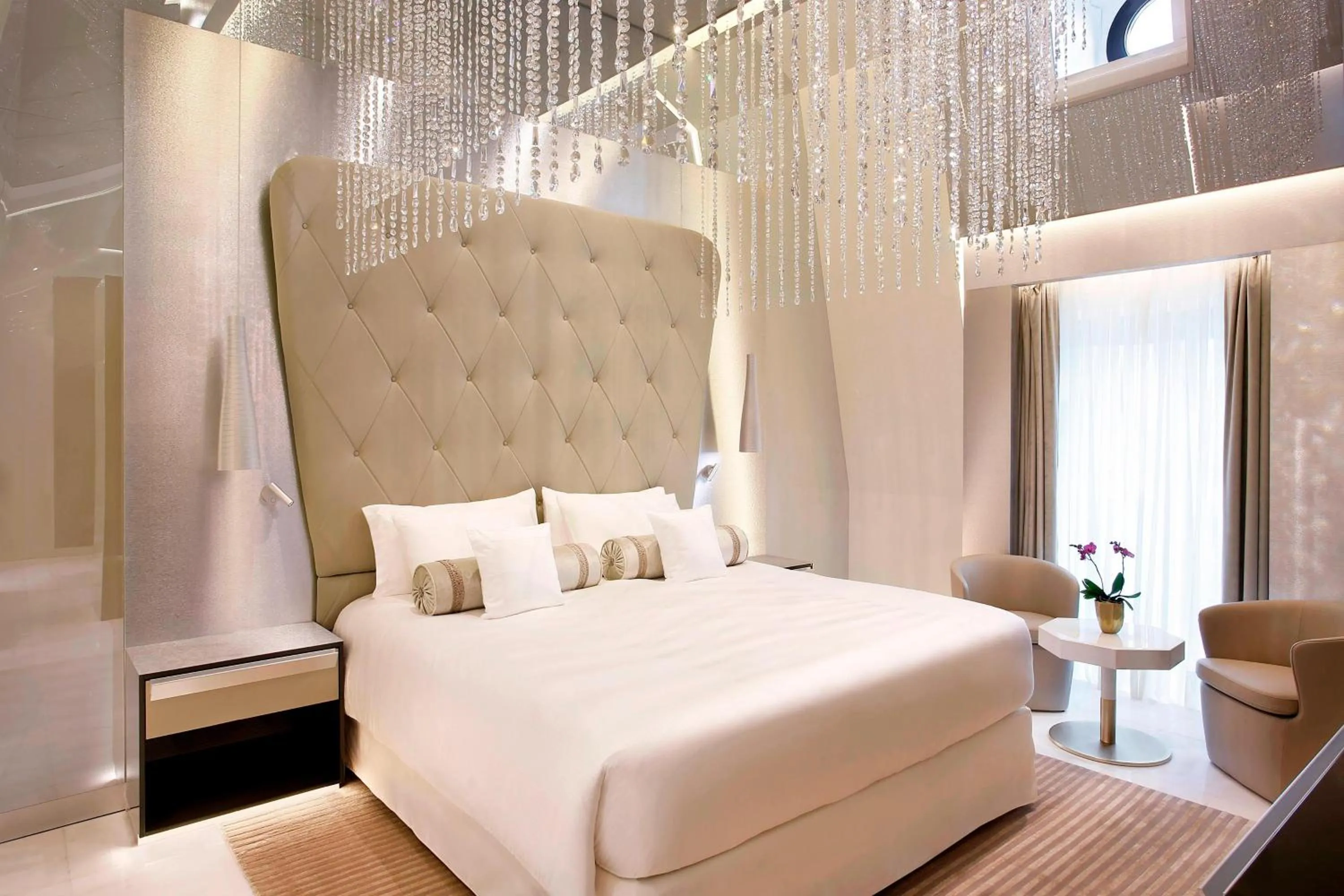 Bedroom, Bed in Excelsior Hotel Gallia, a Luxury Collection Hotel, Milan