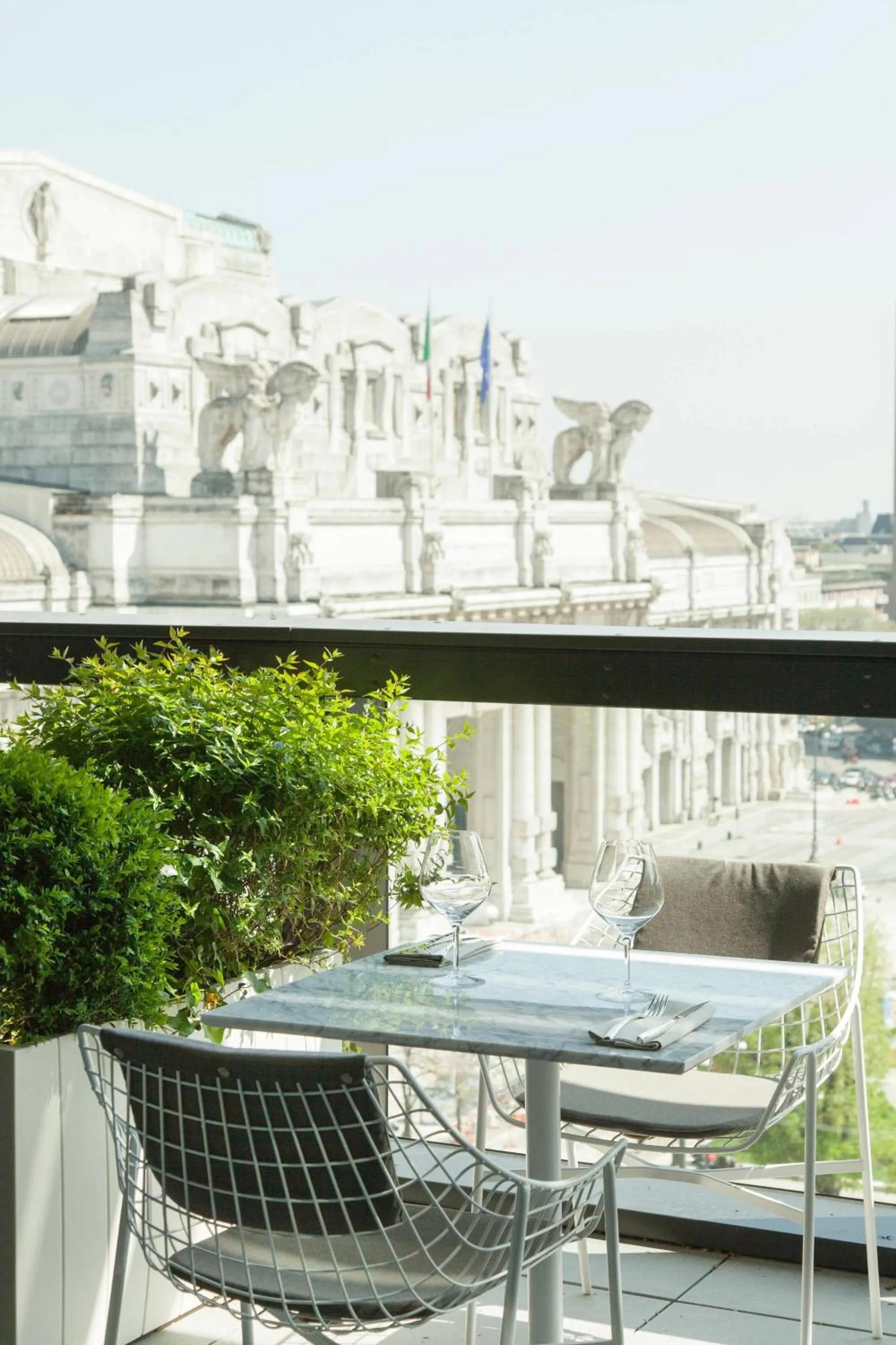 Lounge or bar in Excelsior Hotel Gallia, a Luxury Collection Hotel, Milan