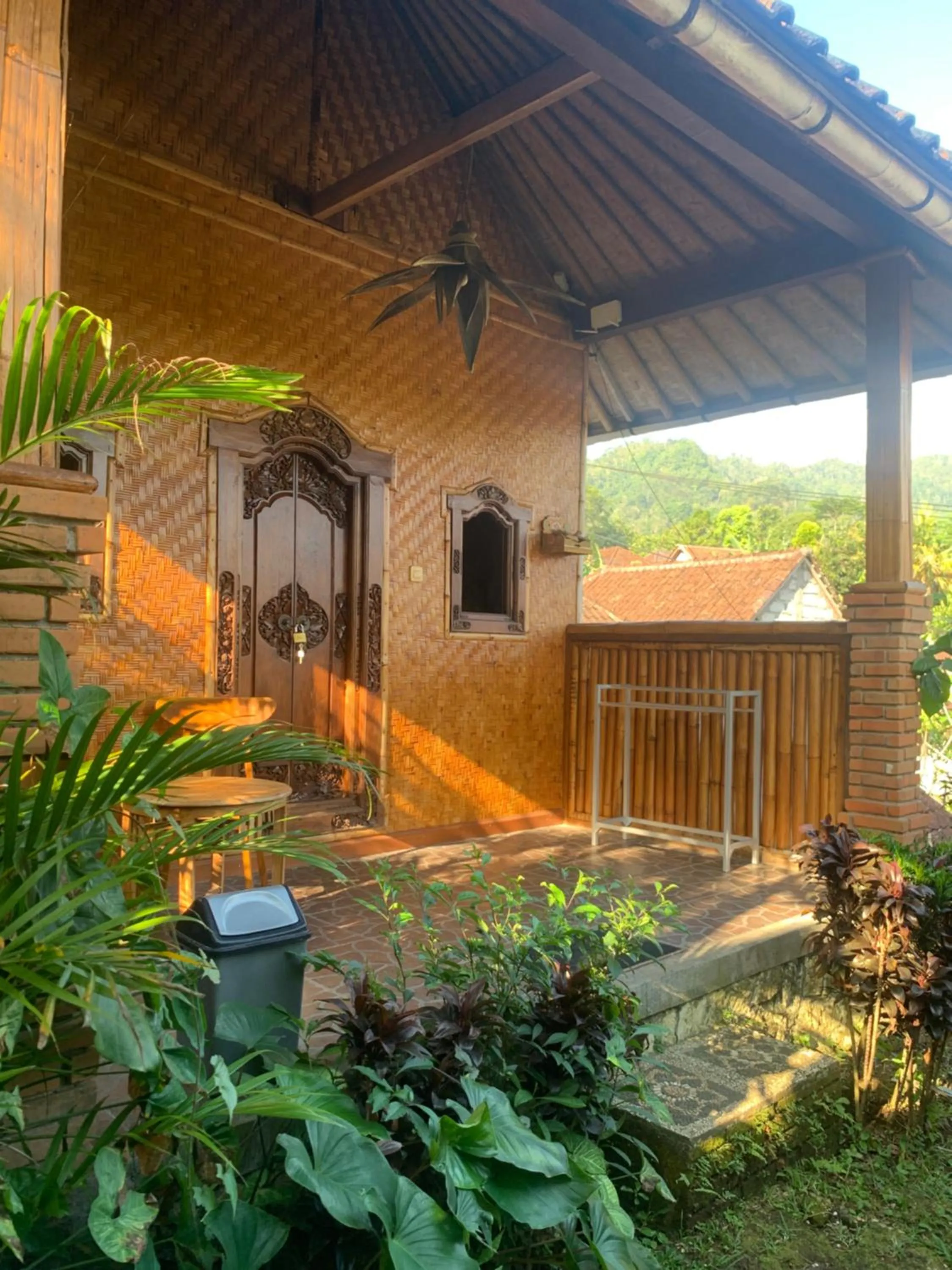 Budget Twin Room in Jana's Homestay