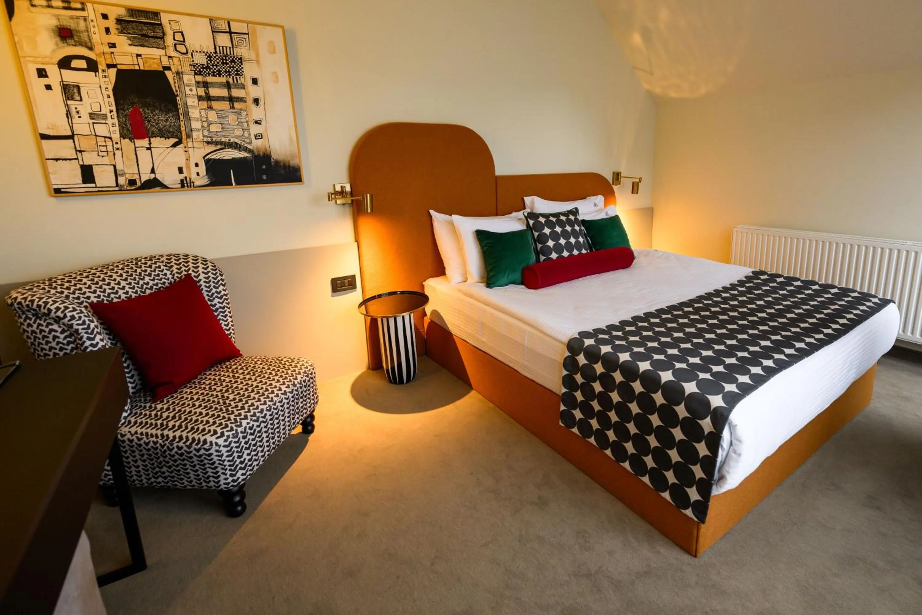 Bed in ArtLoft Garni Hotel