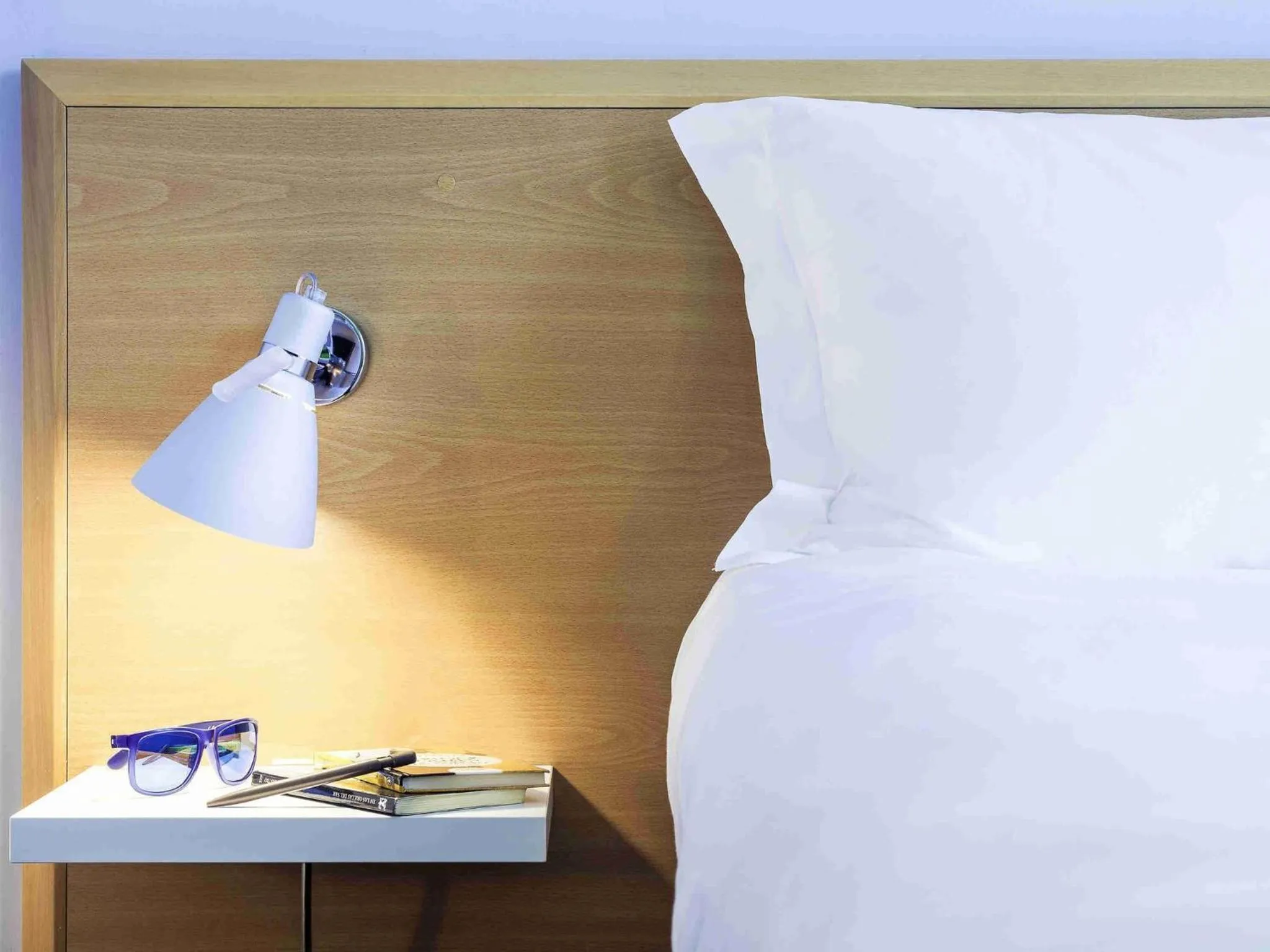 Bedroom, Bed in Ibis Styles Napoli Garibaldi