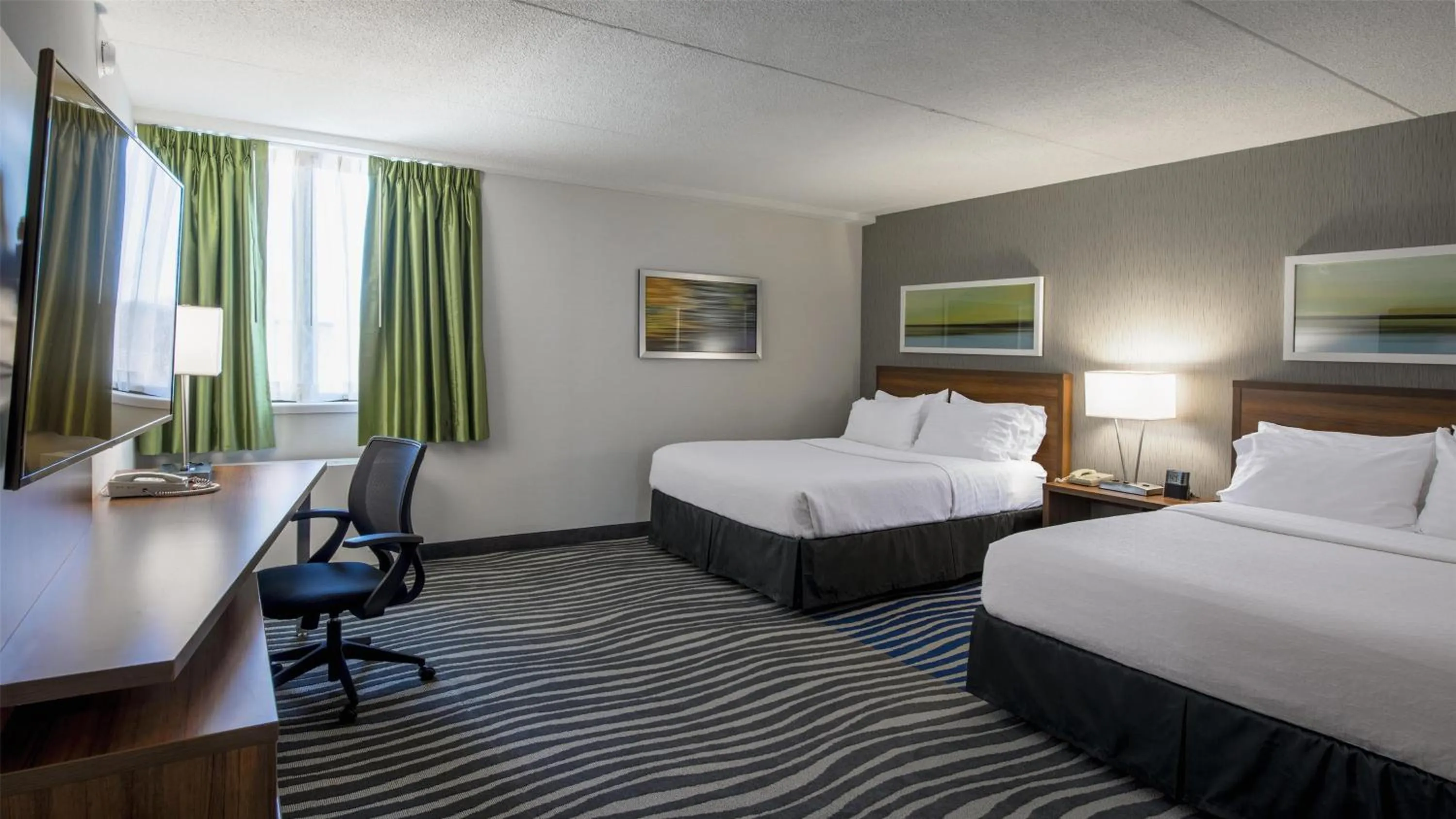 Bedroom, Bed in Birchwood Inn, BW Premier Collection