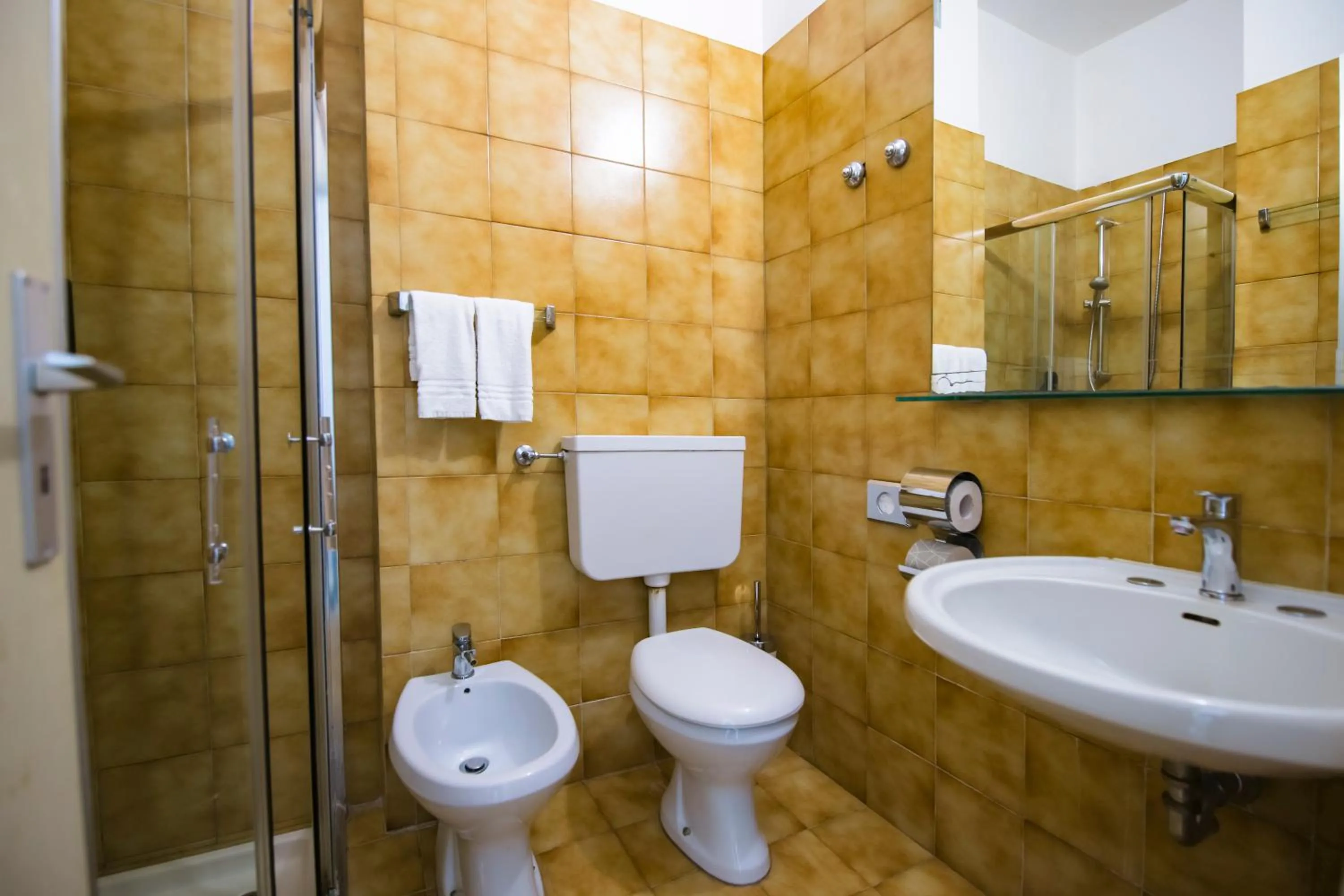 Bathroom in Eurhotel