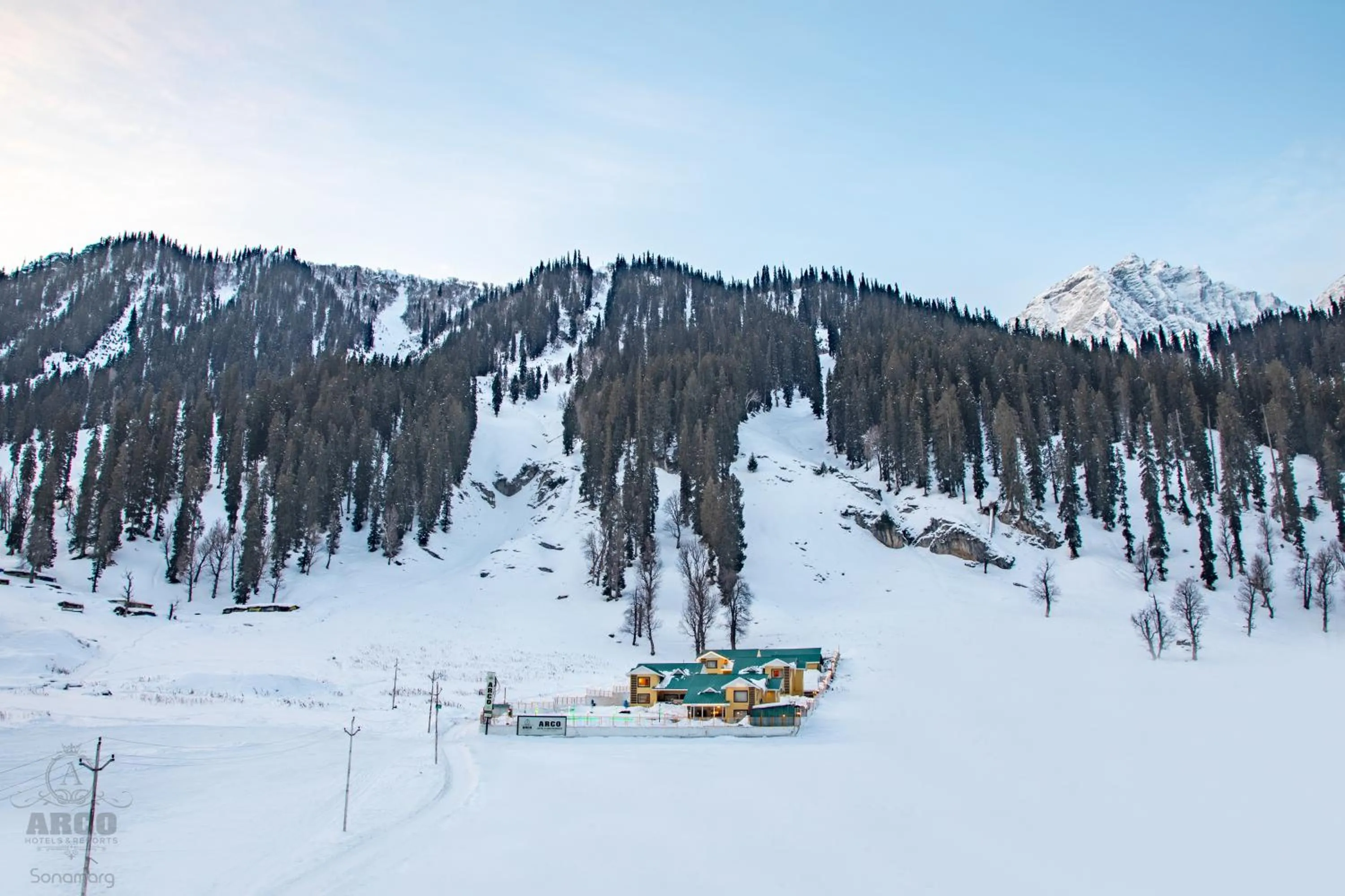 Mountain view in Arco Hotels & Resorts sonamarg